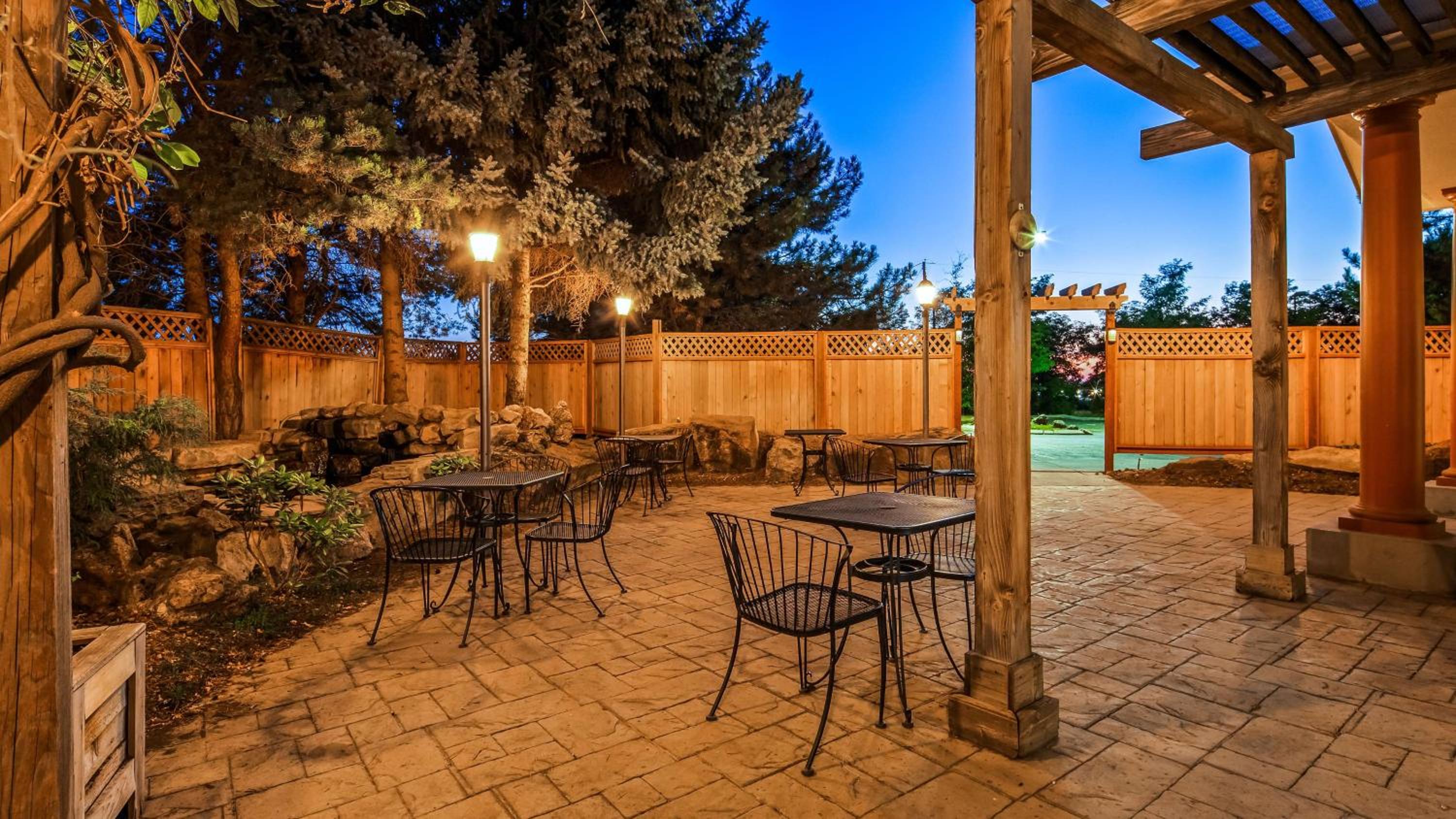 Best Western Plus Caldwell Inn  Suites - Property Image 12