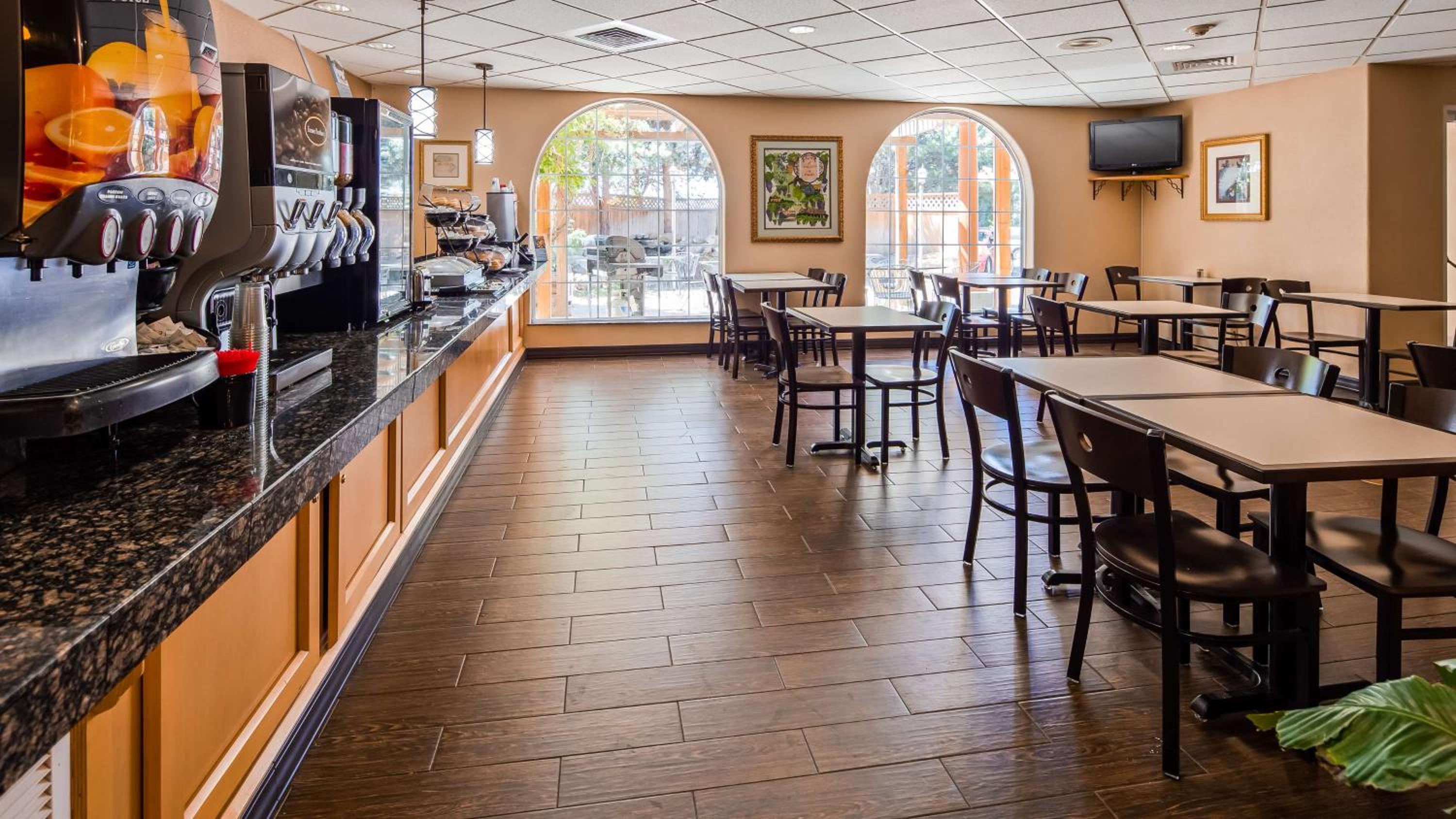 Boise Vacations - Best Western Plus Caldwell Inn  Suites - Property Image 4