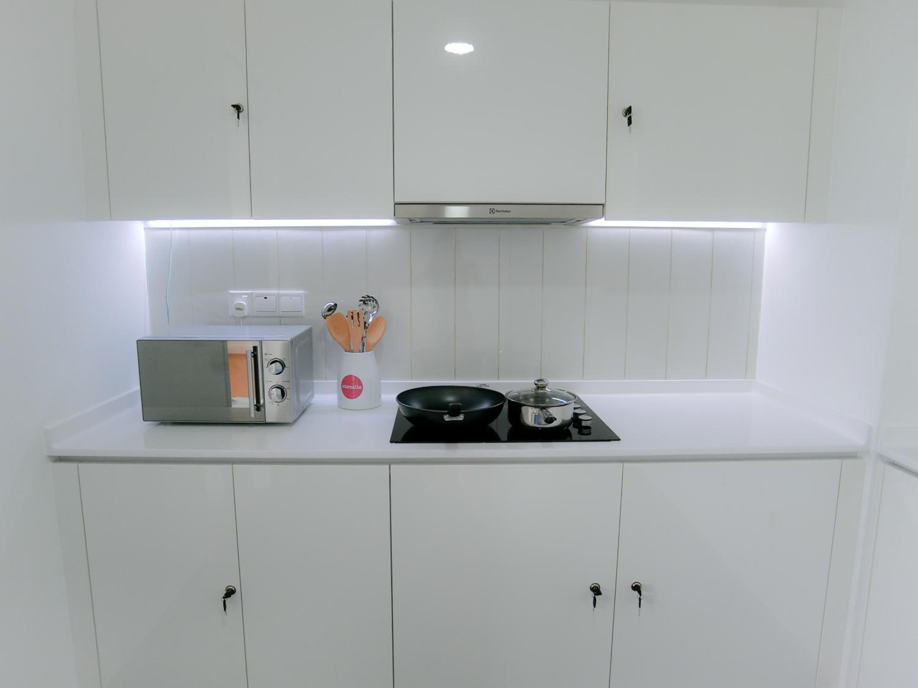 The Harmony Suite Hub SS2 photo 2