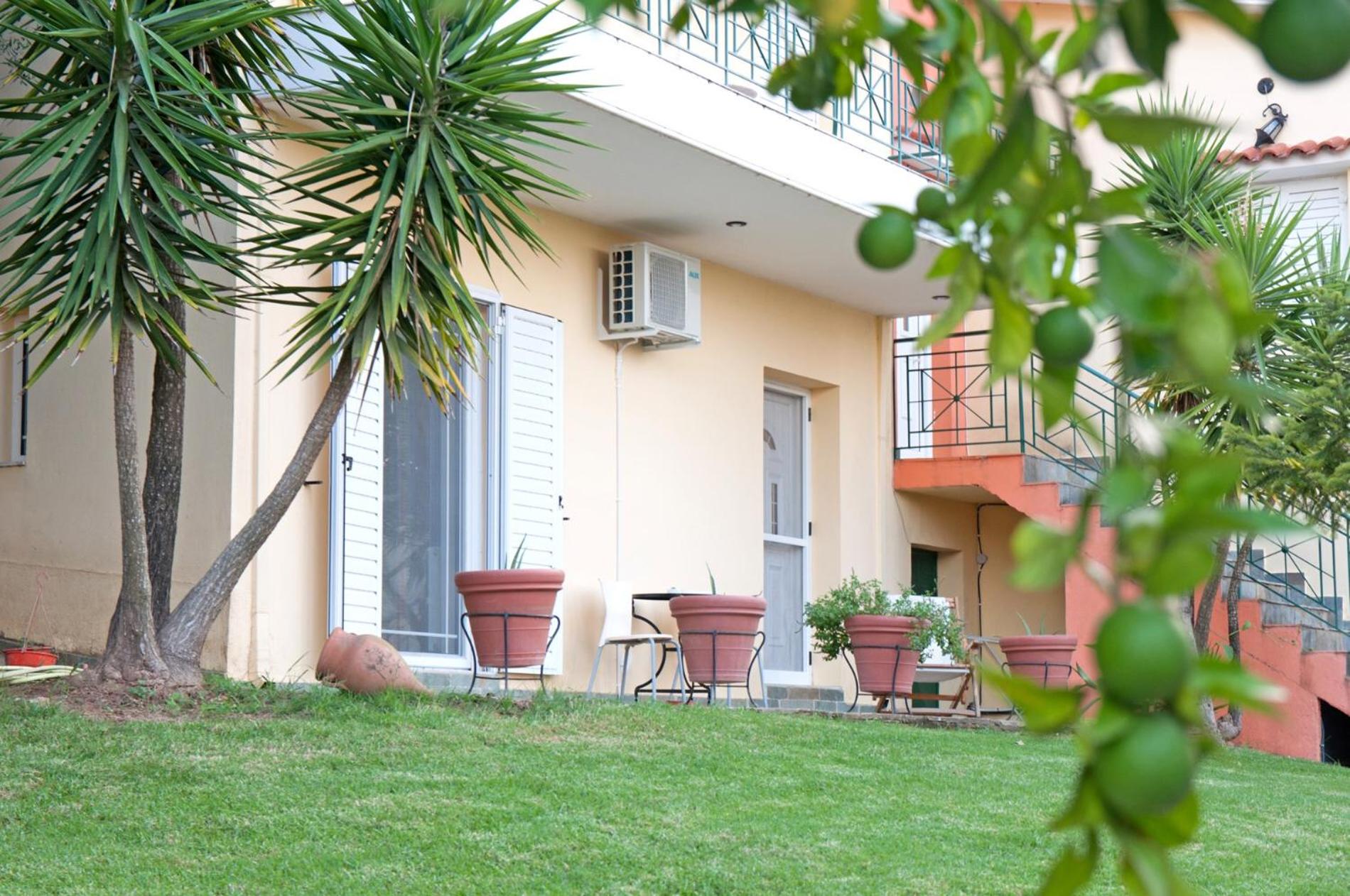 Oasis Olympia Apartments