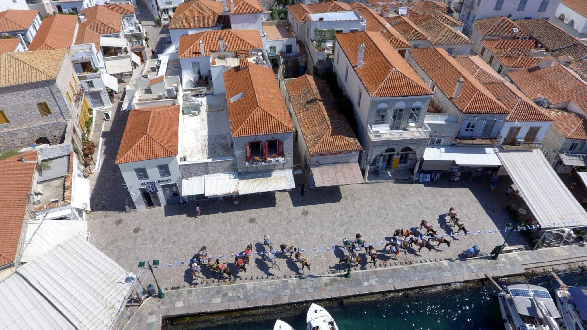 Hydra Port Apartments-Serenity view 3