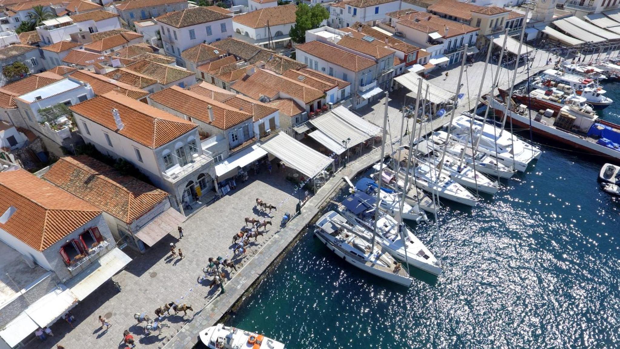 Hydra Port Apartments-Serenity view 2