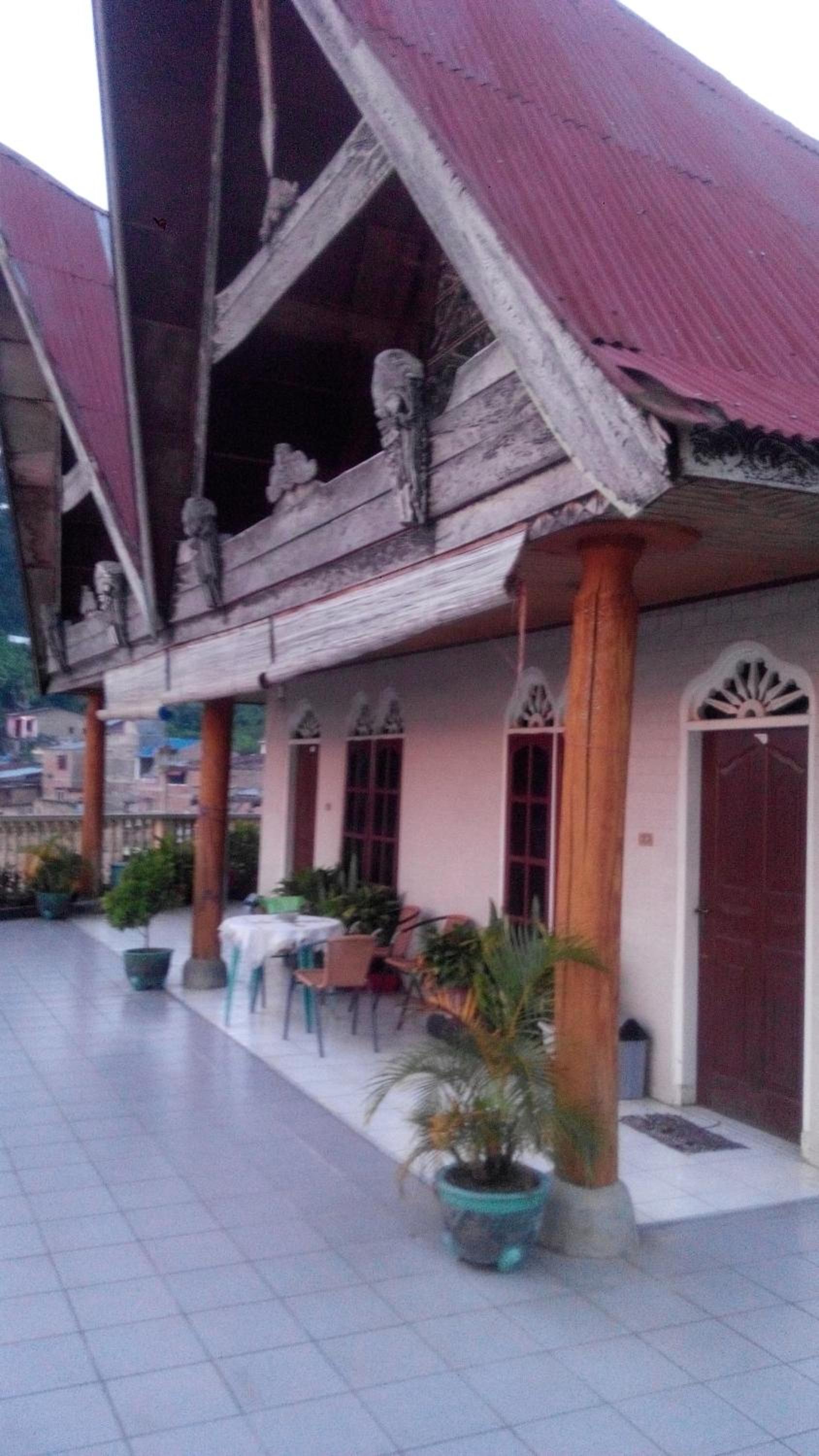 Melissa Palace Hotel and Karaoke