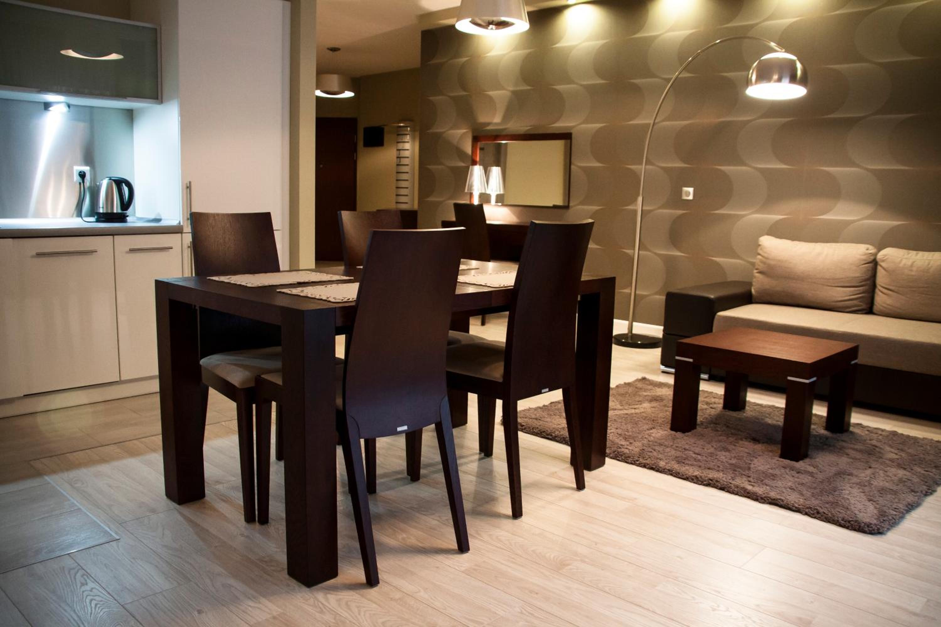 Silver Apartments