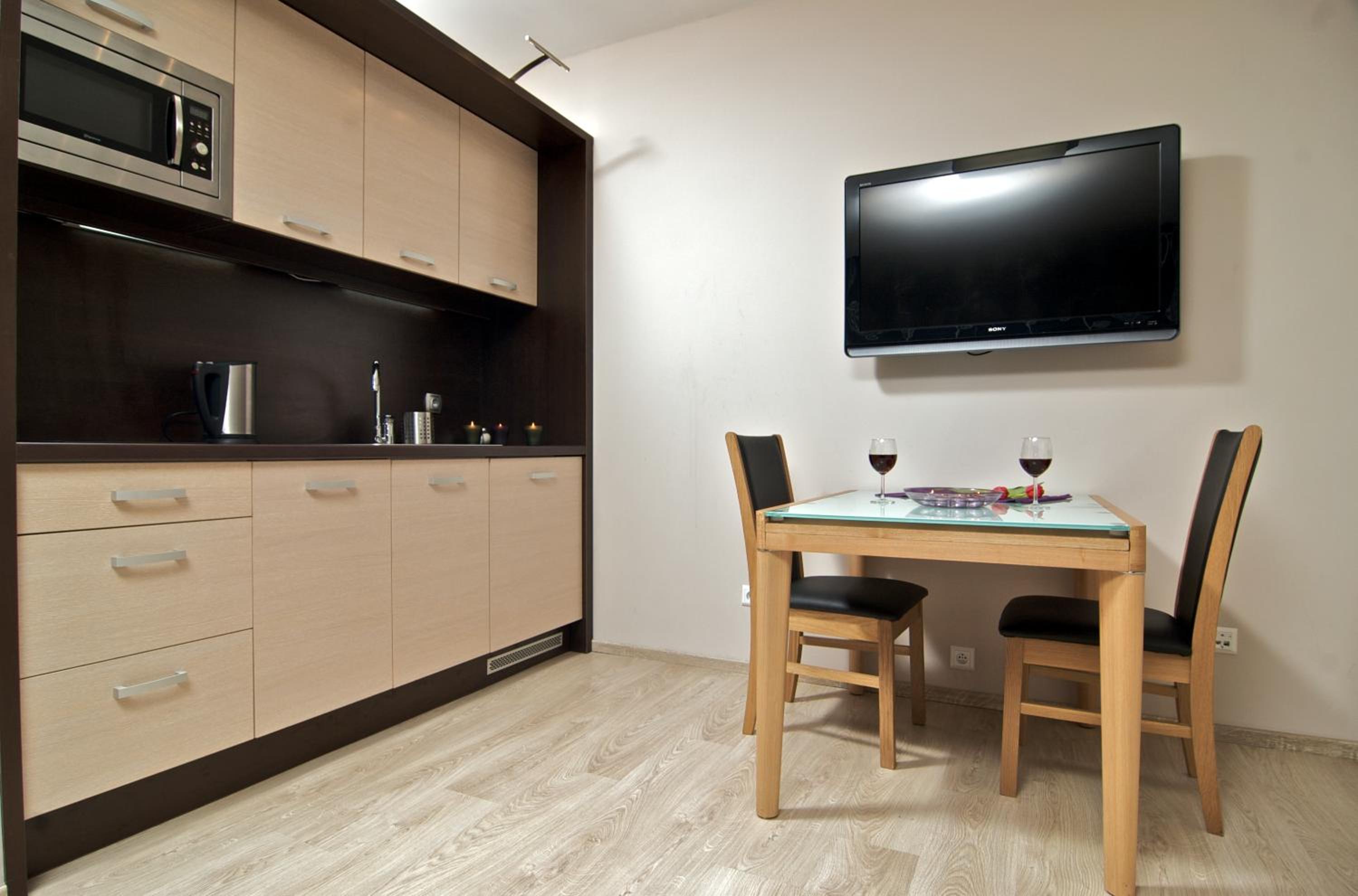 Silver Apartments