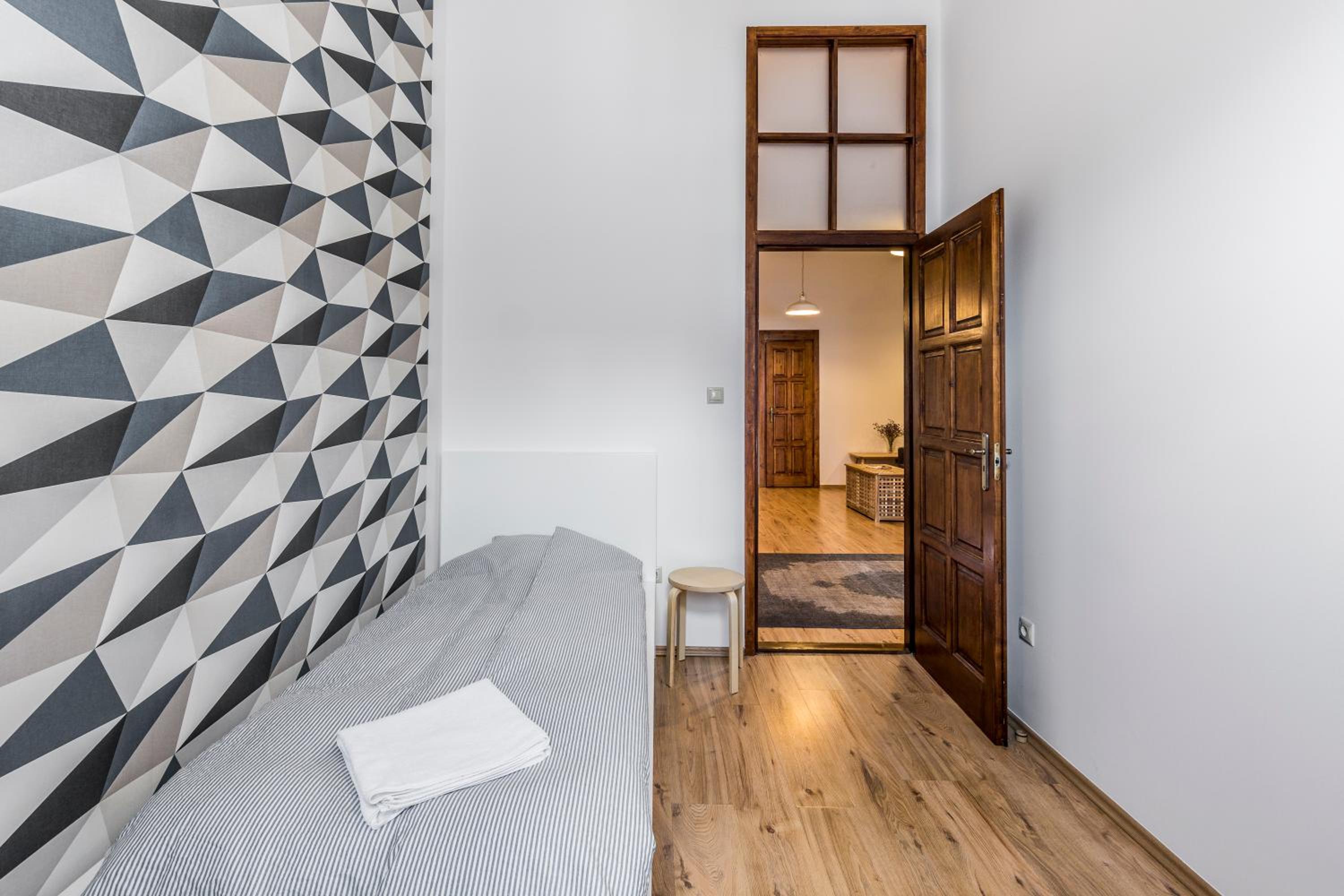 French Touch Apartment with Free Parking view 5