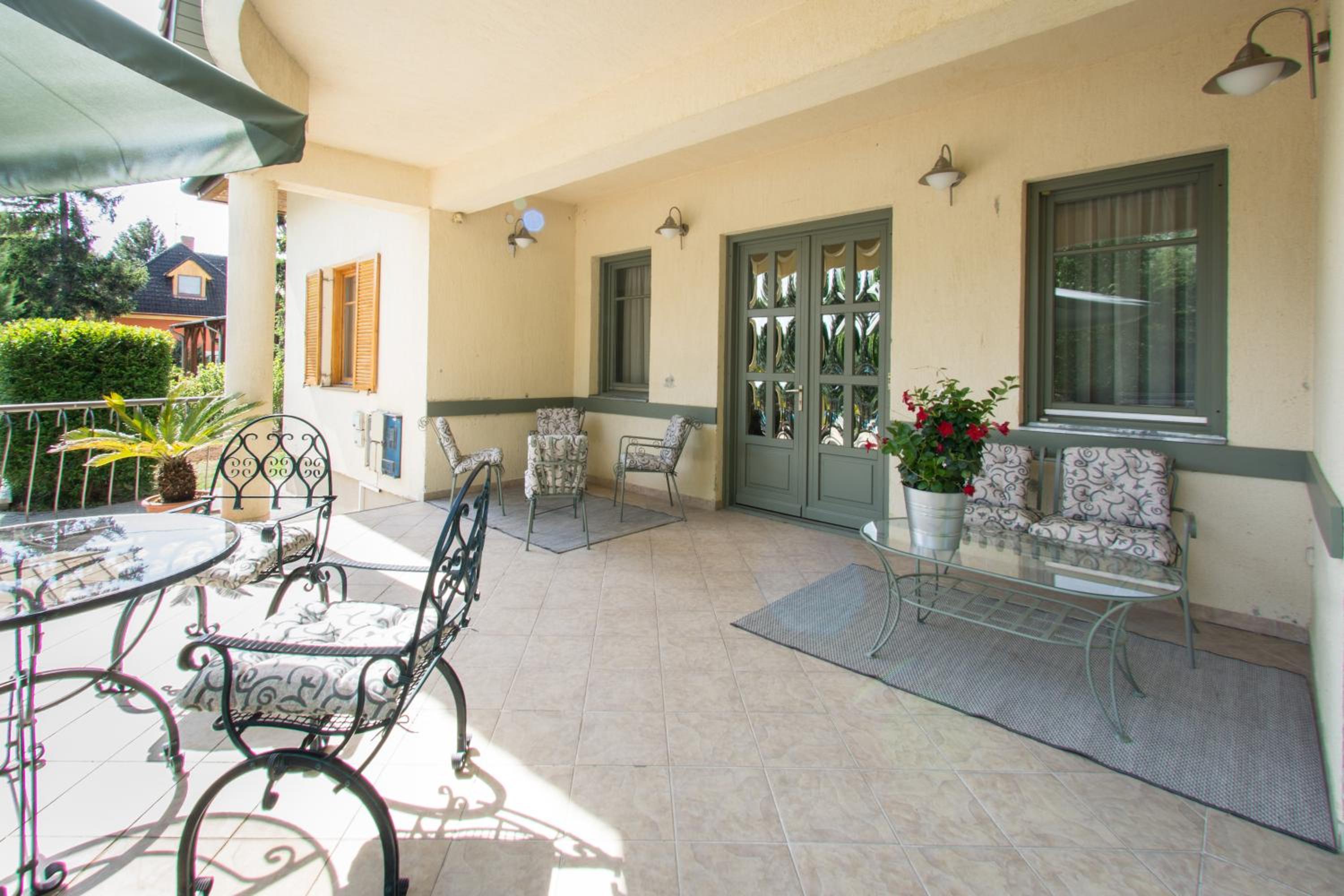 outdoor BBQ area