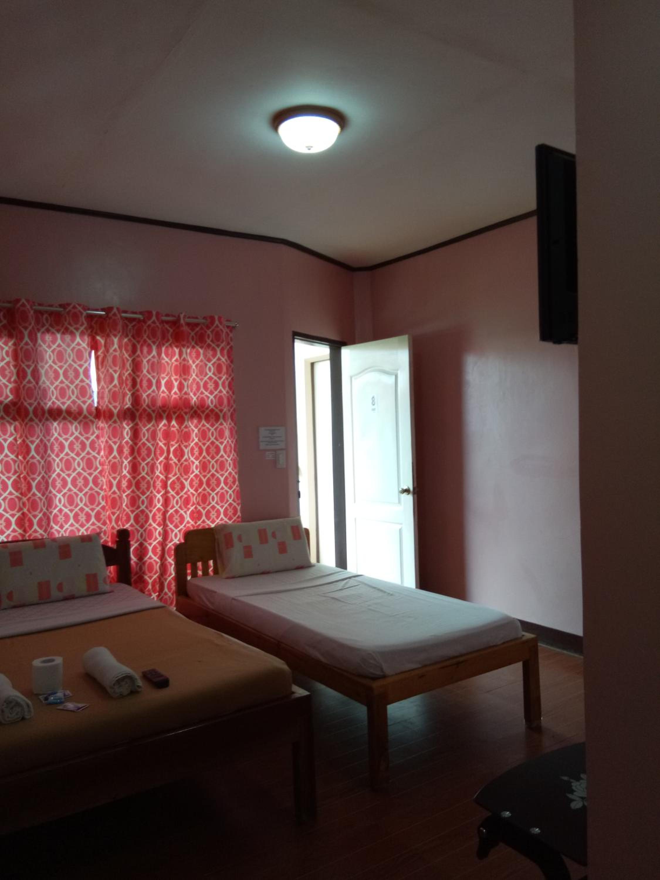 Alona KatChaJo Inn view 4
