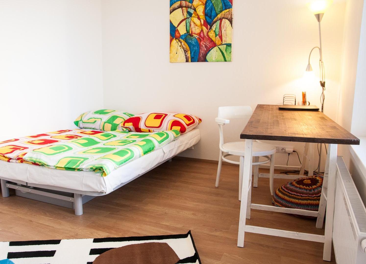 Spacious 3- rooms appartment with two terraces