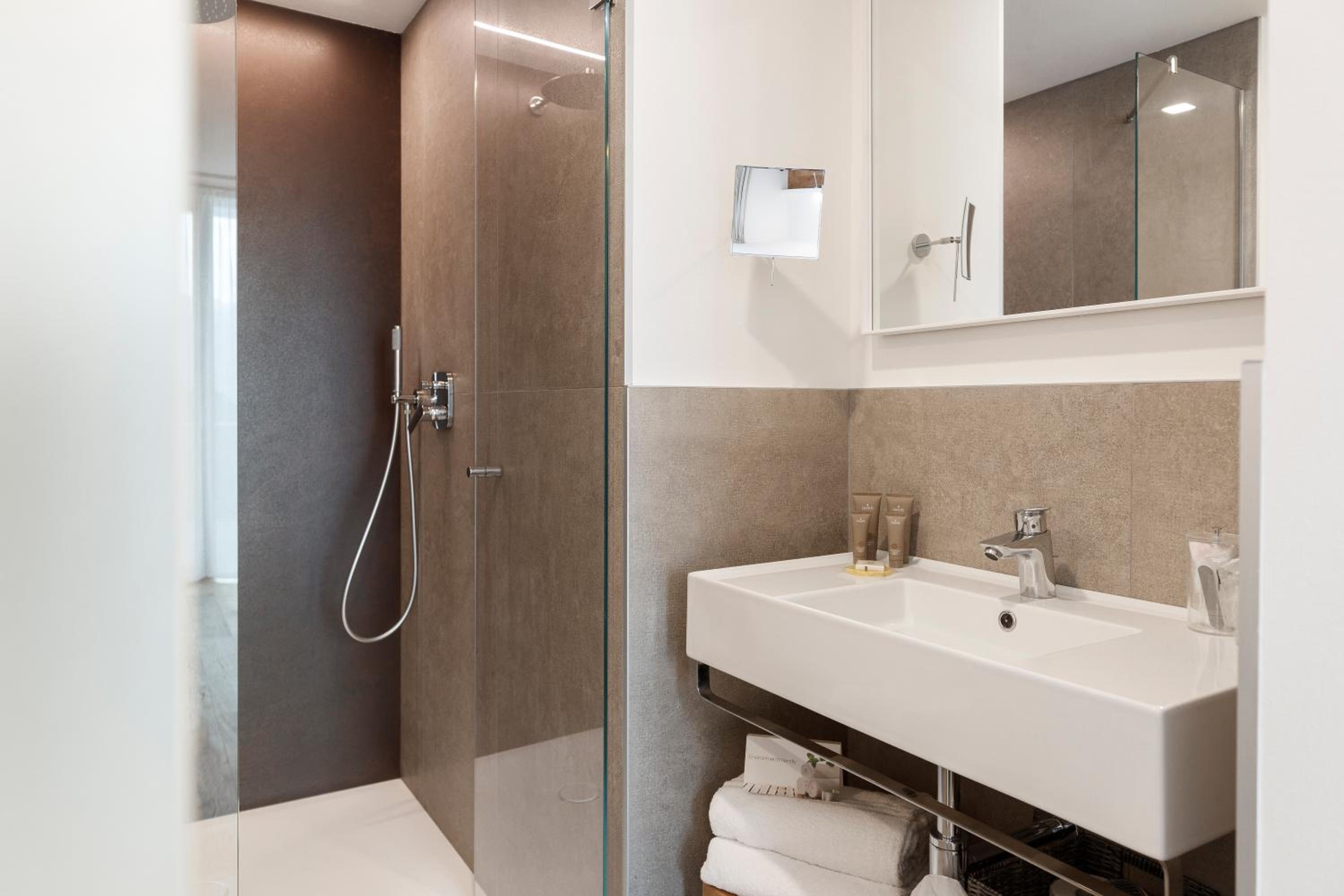 ALEA - Garda Lake Suite view 4