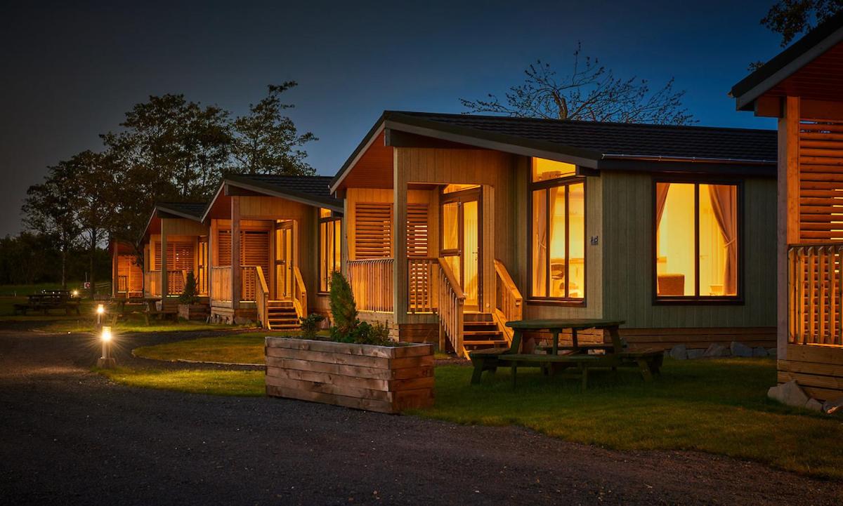 Hotel Silverwood Luxury Lodges & Bistro Barn