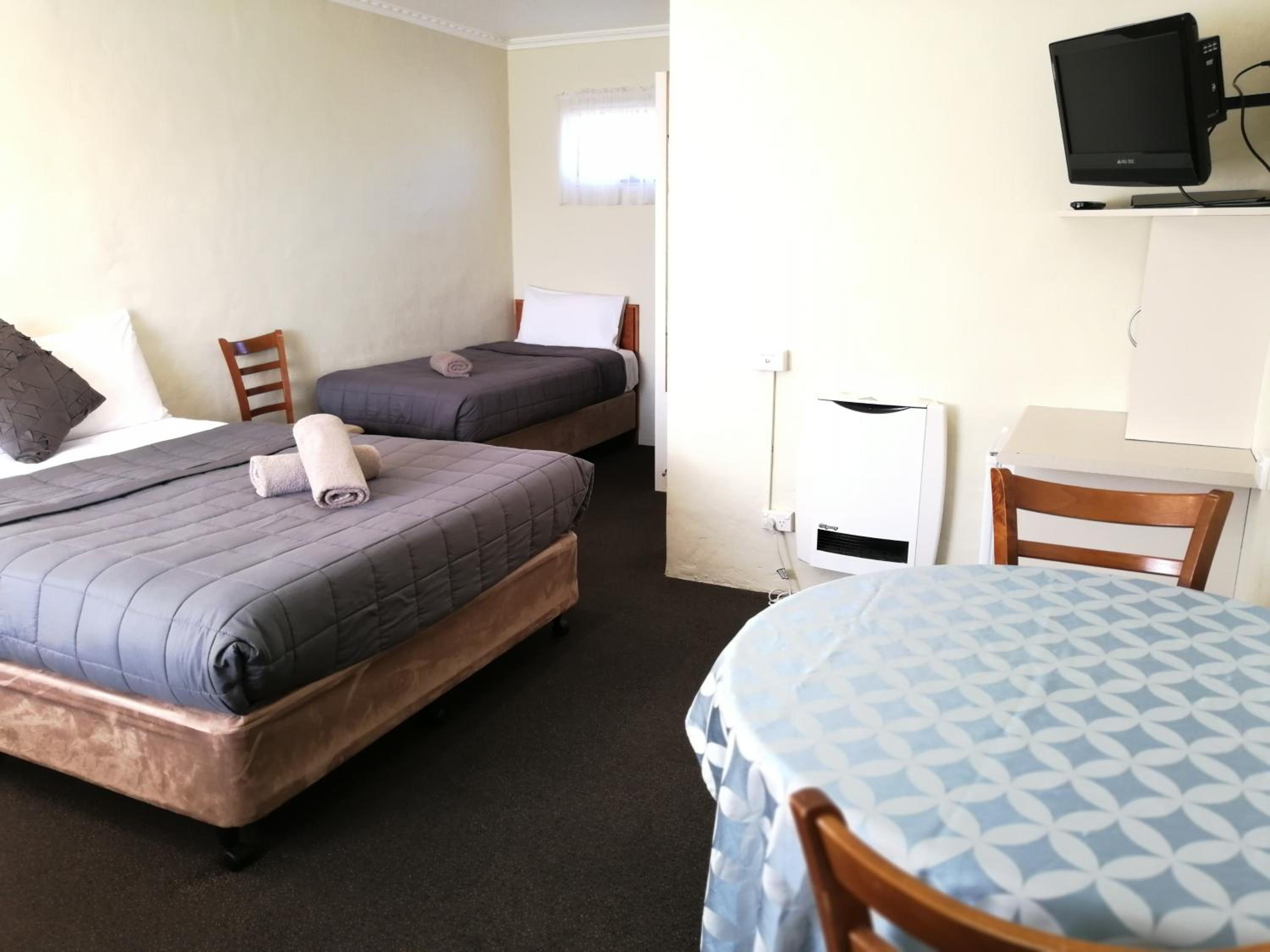 Wintersun Motel