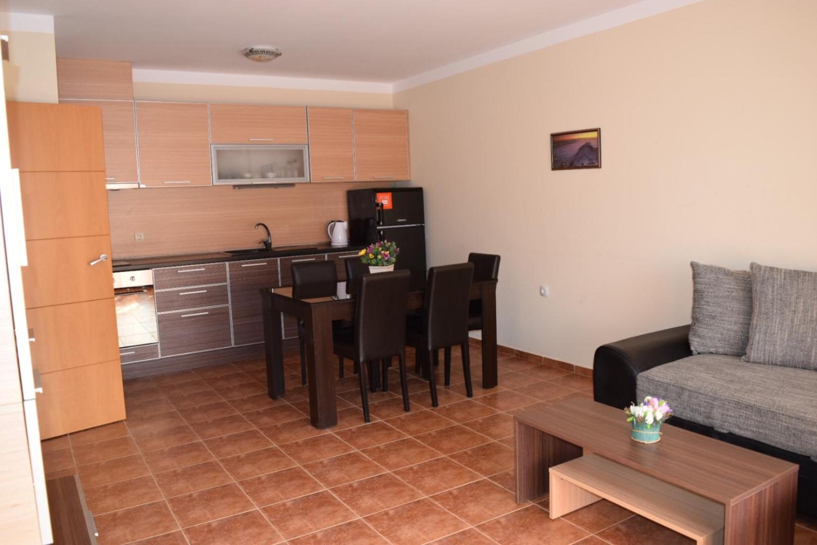 Sea Club Sarafovo Apartments