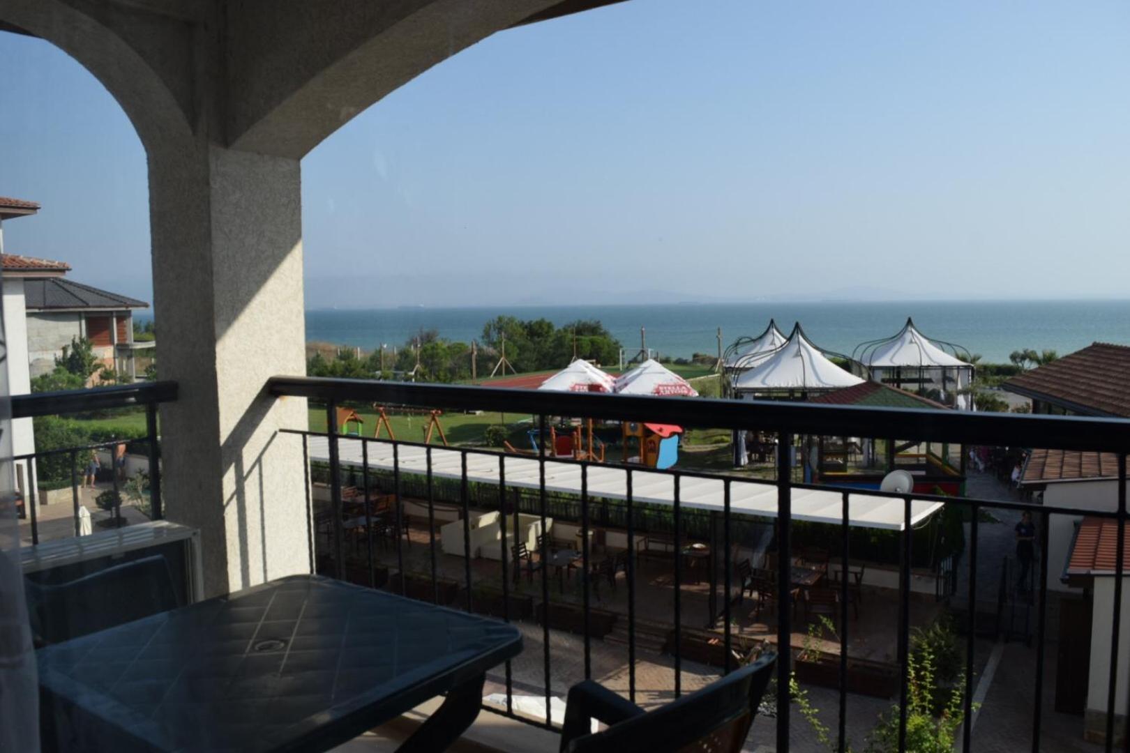 Sea Club Sarafovo Apartments