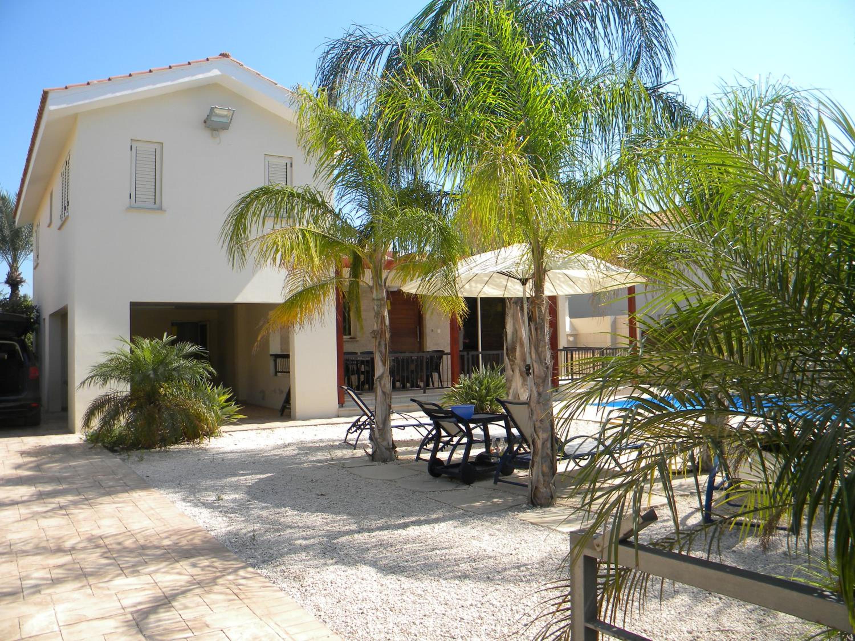 Villa Venus by Ezoria Villas