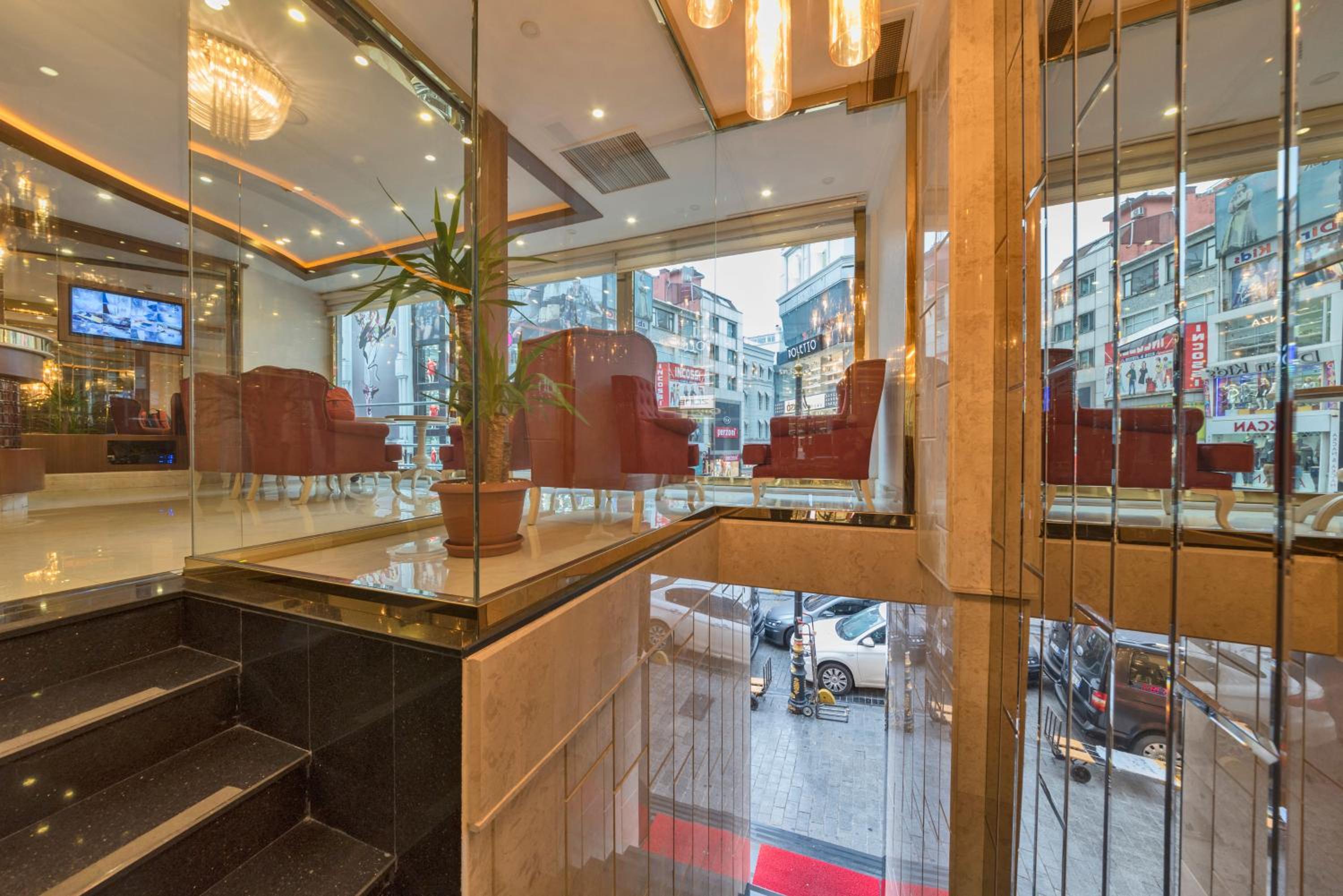 Marcello Hotel - Image 37