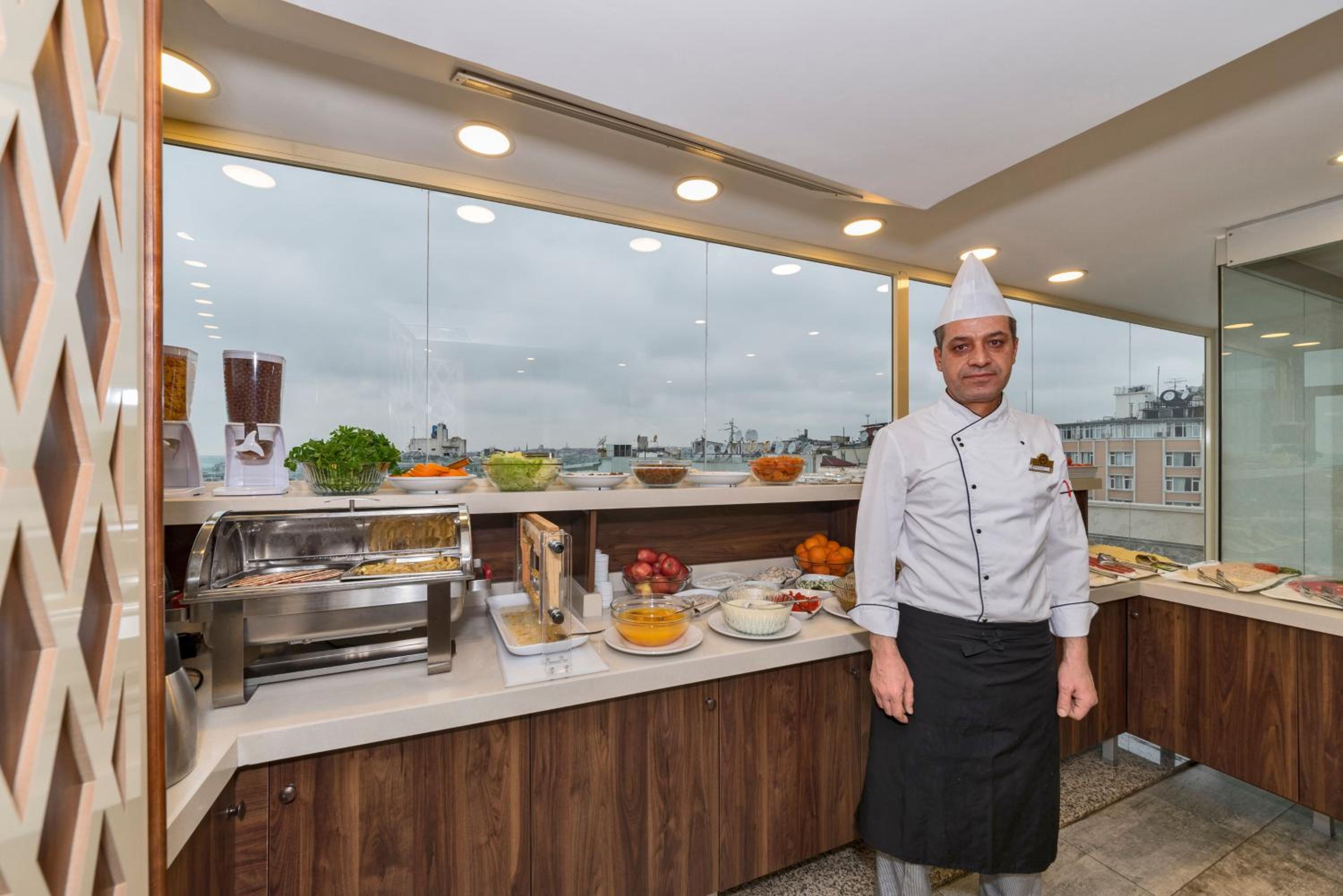 Marcello Hotel - Image 29