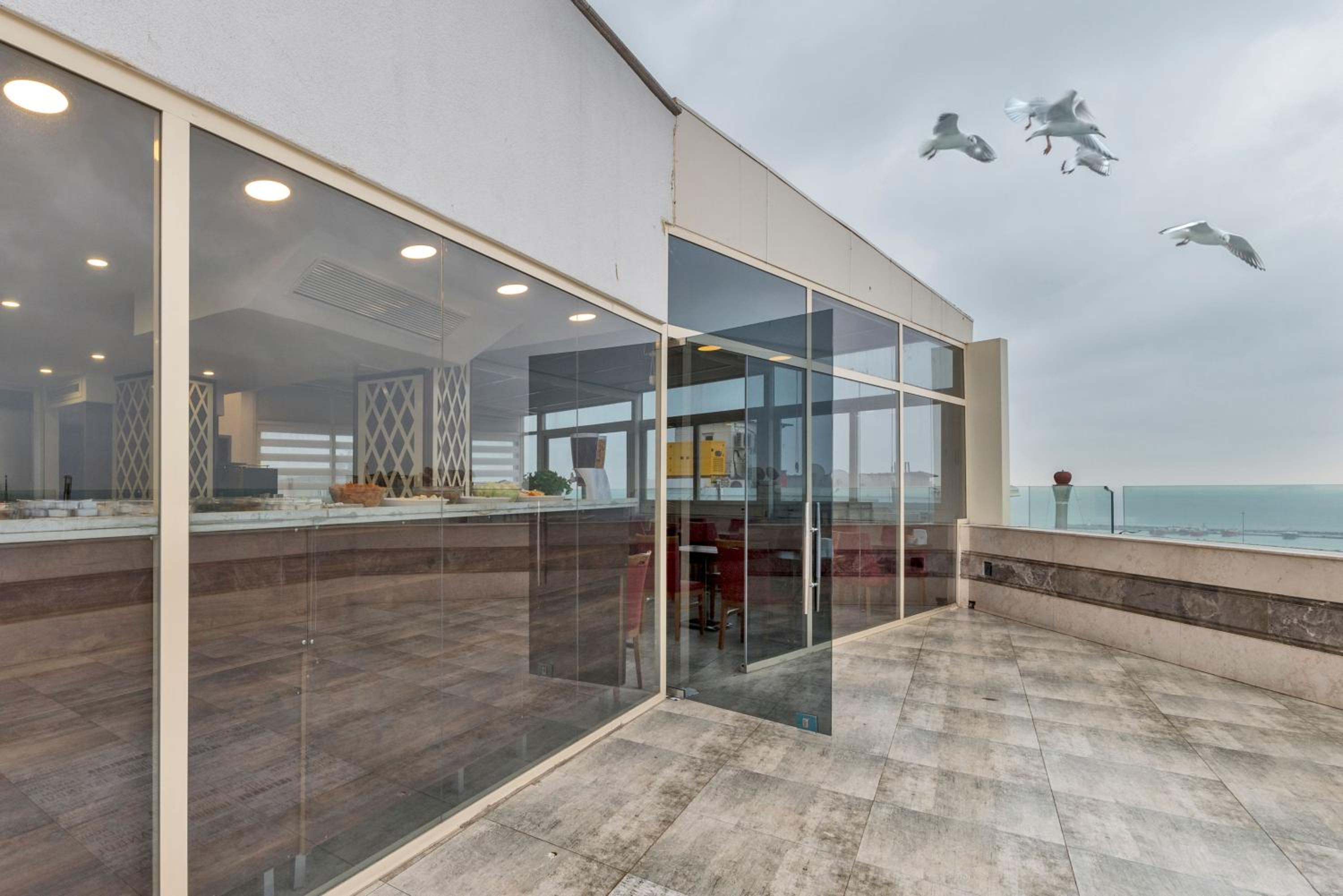 Marcello Hotel - Image 14