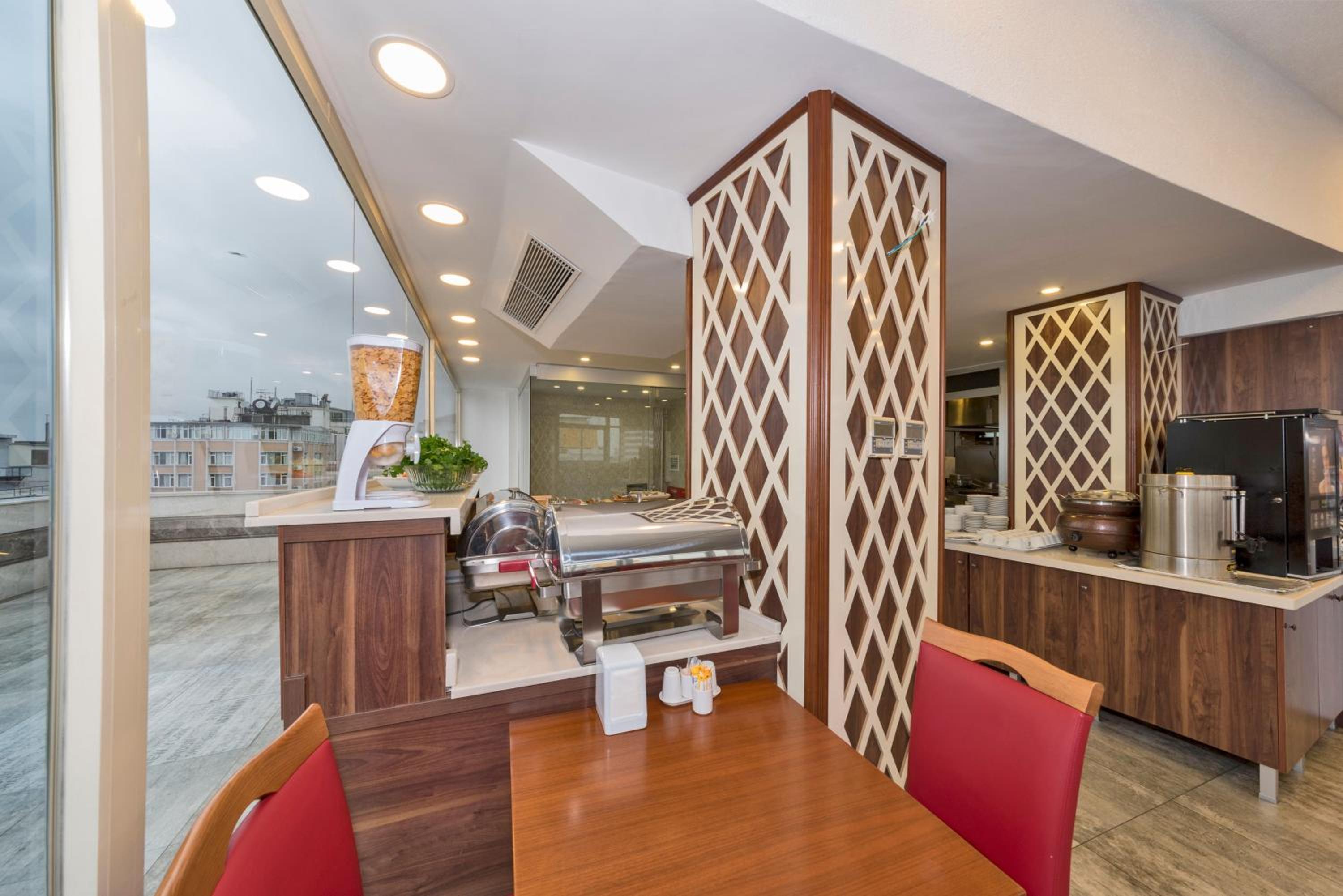 Marcello Hotel - Image 35