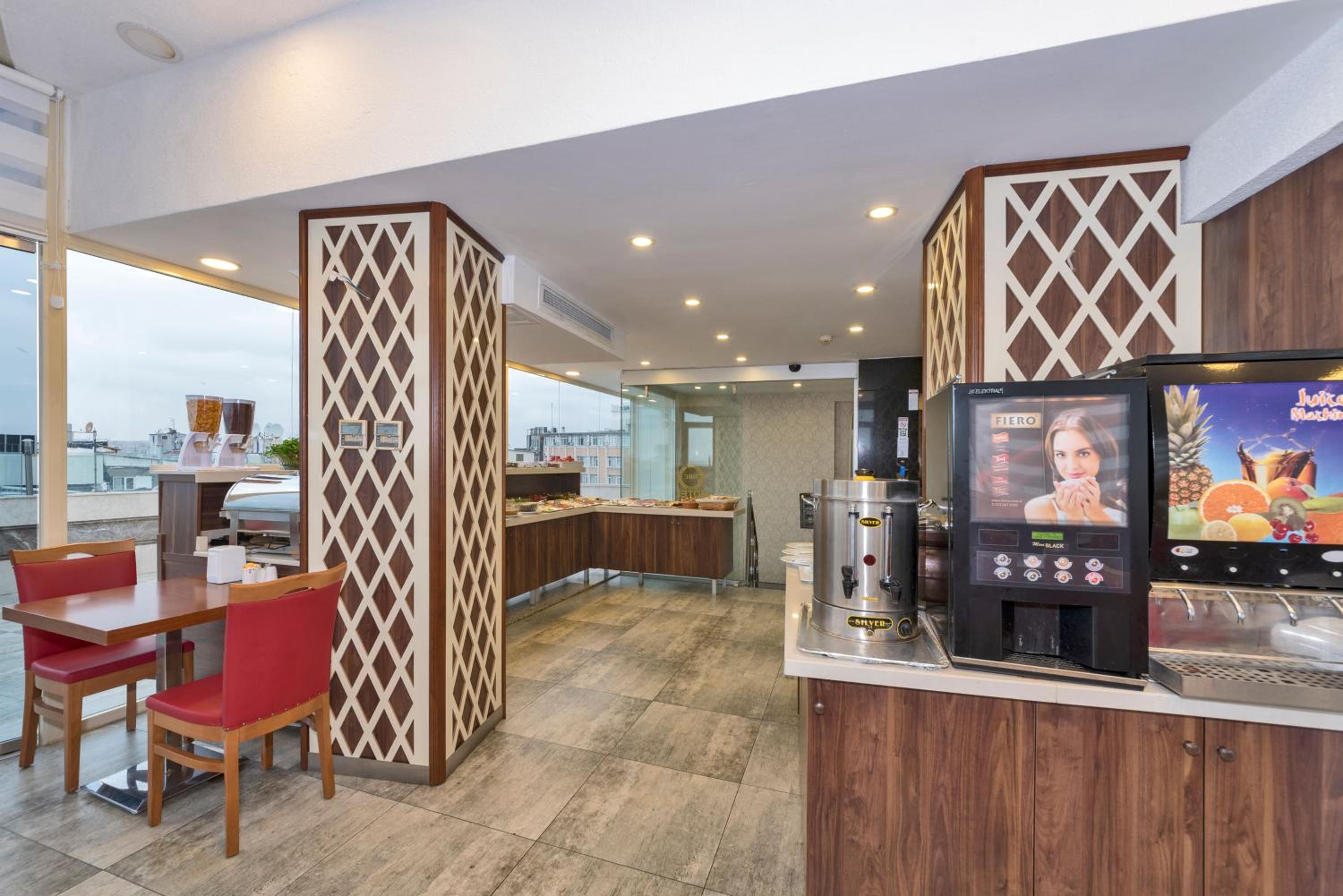 Marcello Hotel - Image 68