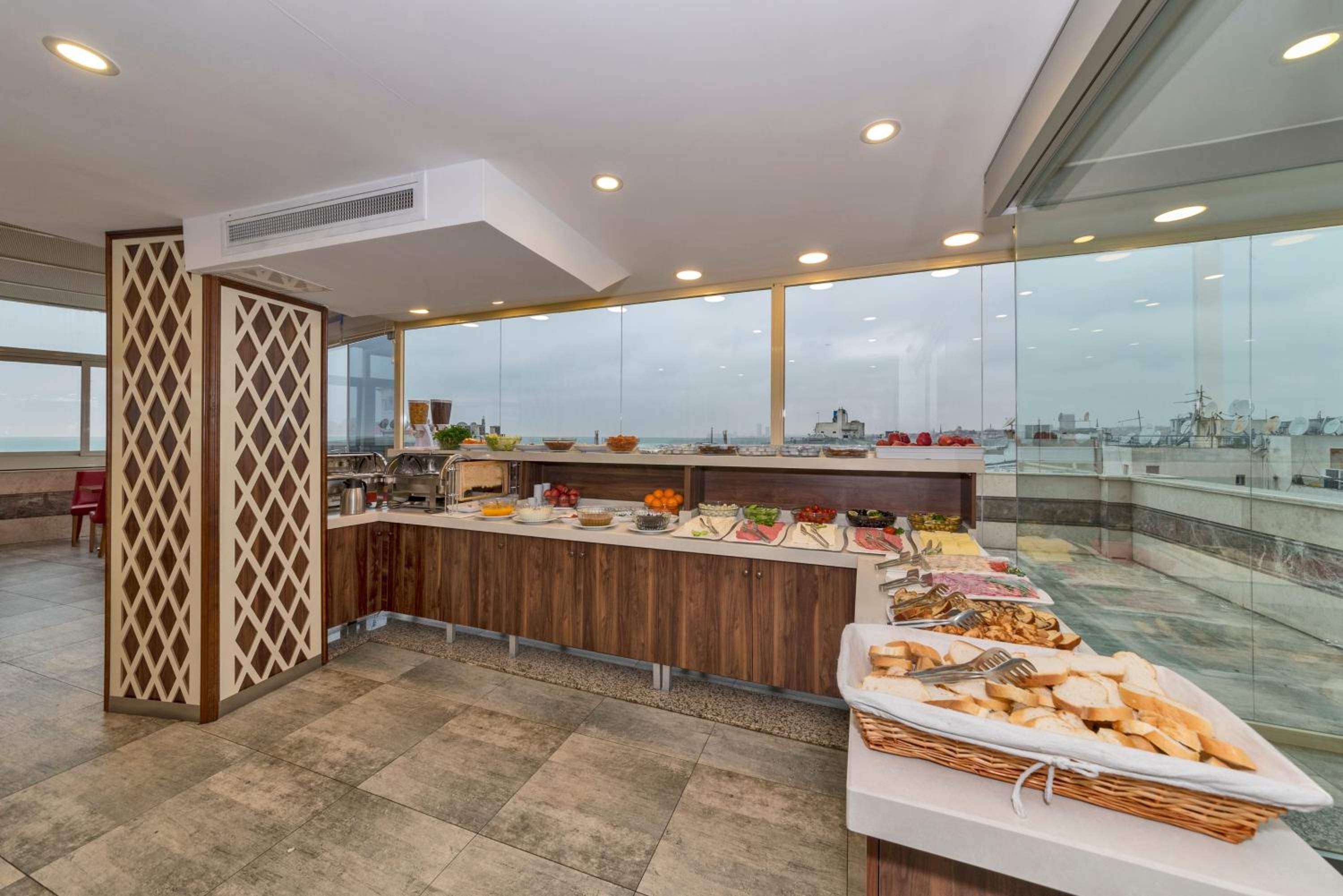 Marcello Hotel - Image 15