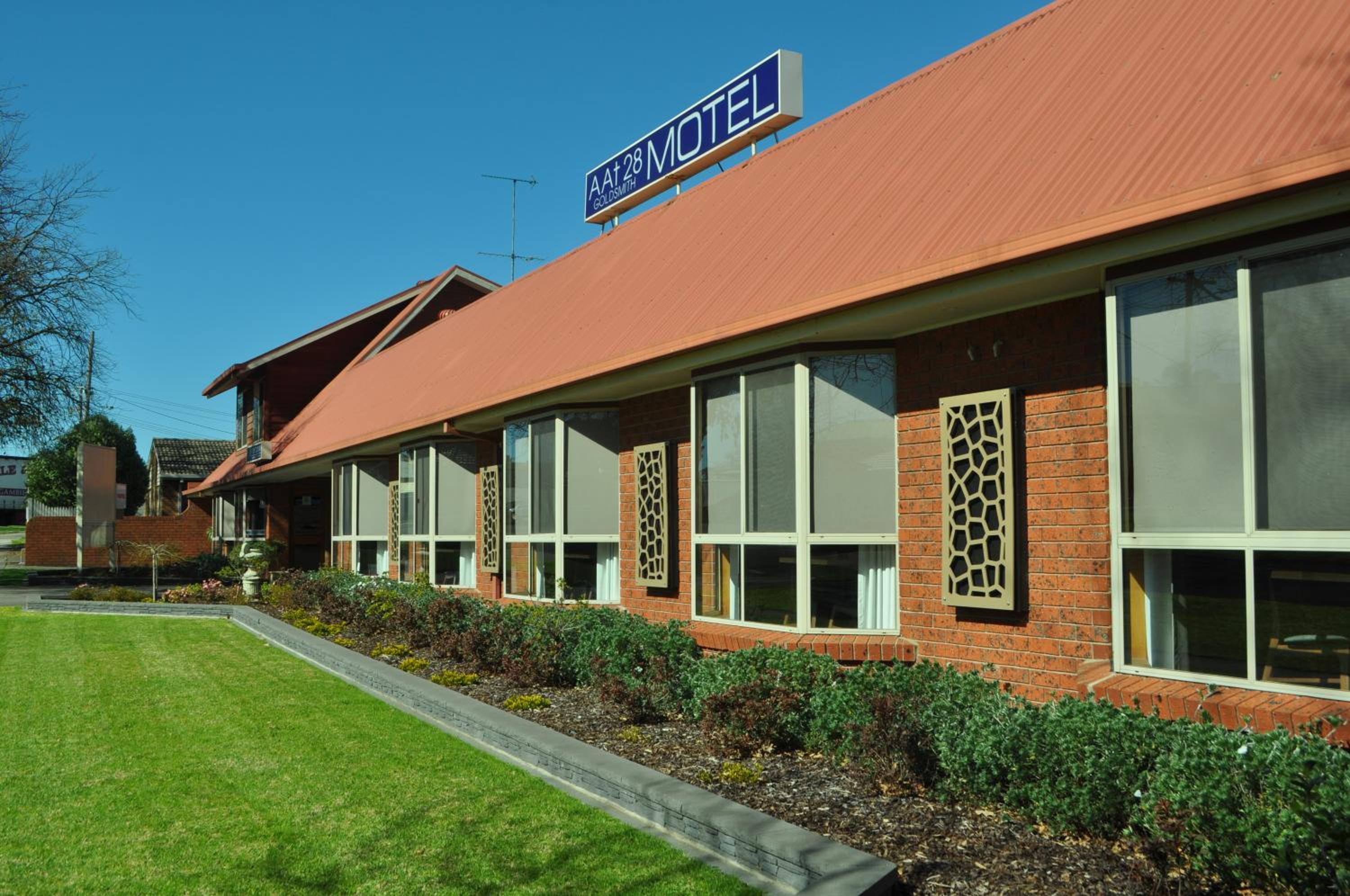AAt 28 Goldsmith Motel