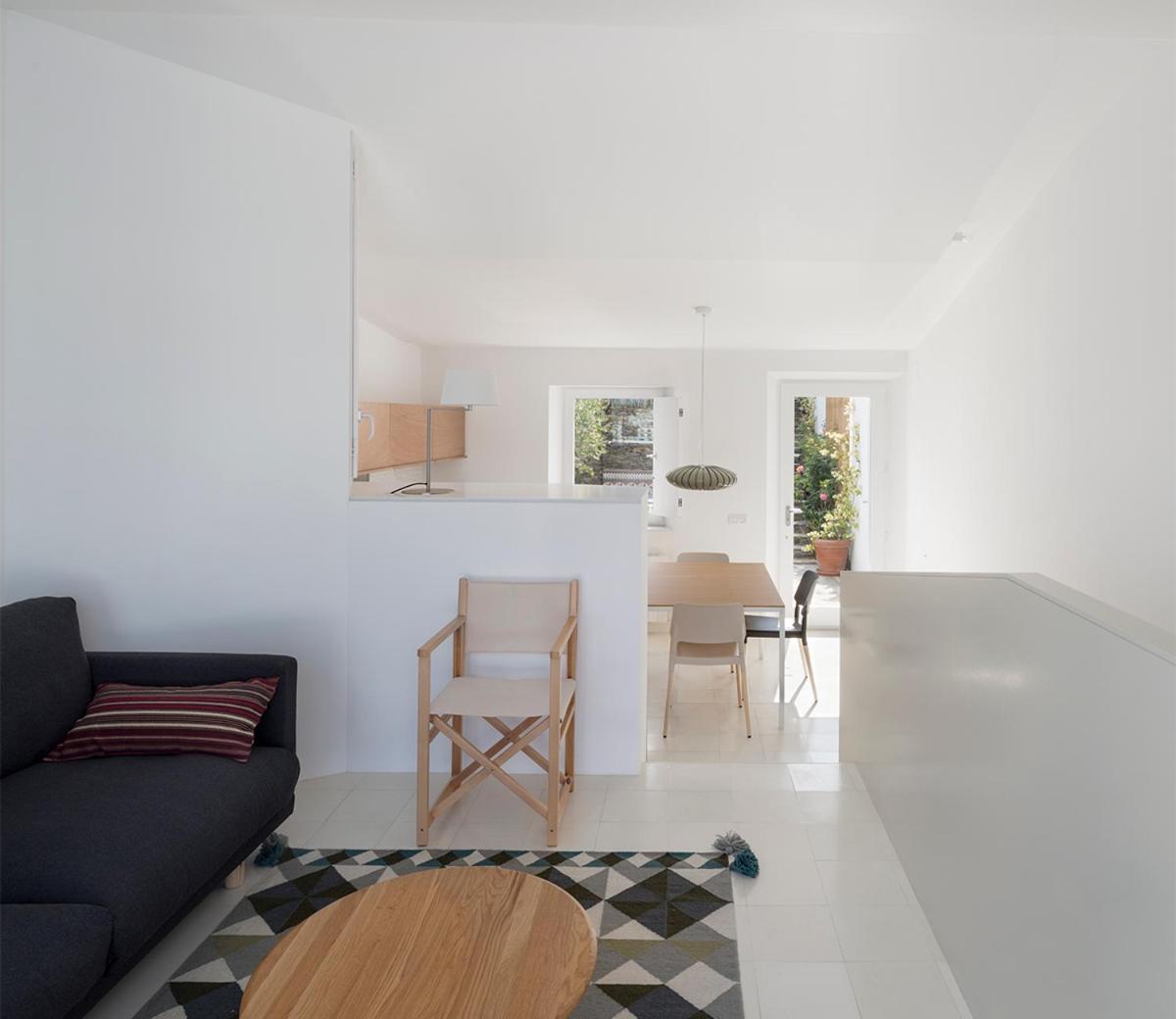 Centric Townhouse with Sea view - casa marta photo 3