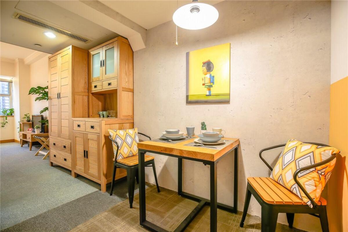 Hangzhou Xihu District ·Huanglong Sports Center Locals Apartment 00147450