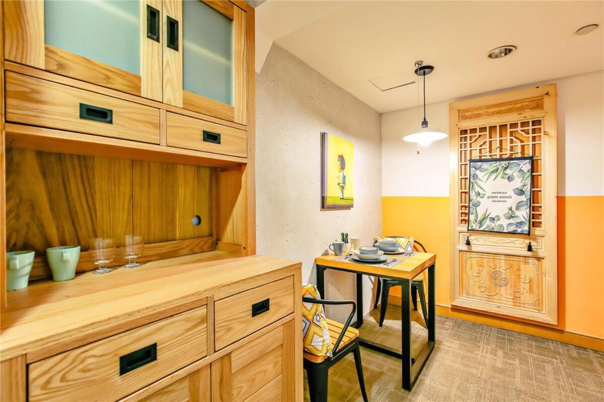 Hangzhou Xihu District ·Huanglong Sports Center Locals Apartment 00147450