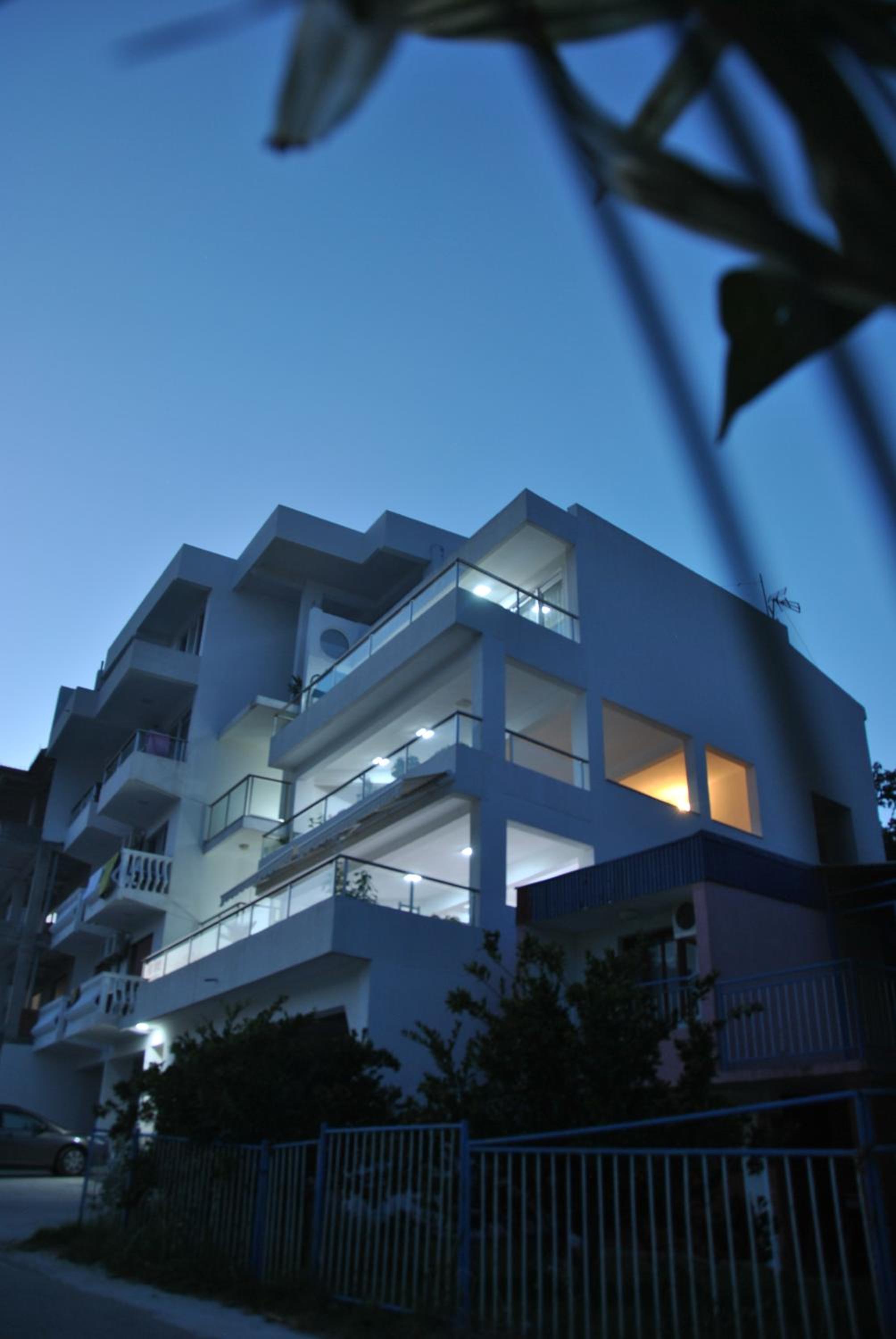 Apartments FourRoses view 3