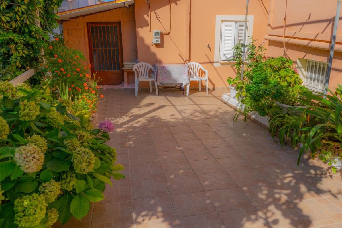 outdoor BBQ area