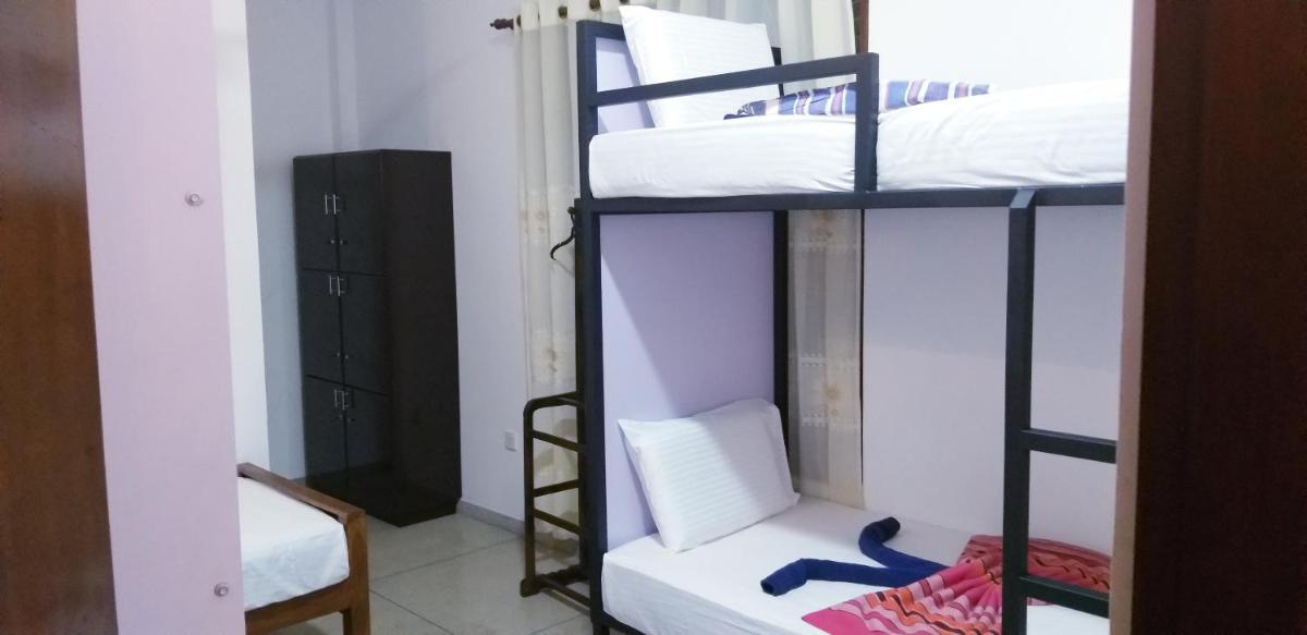 I & I Hostel