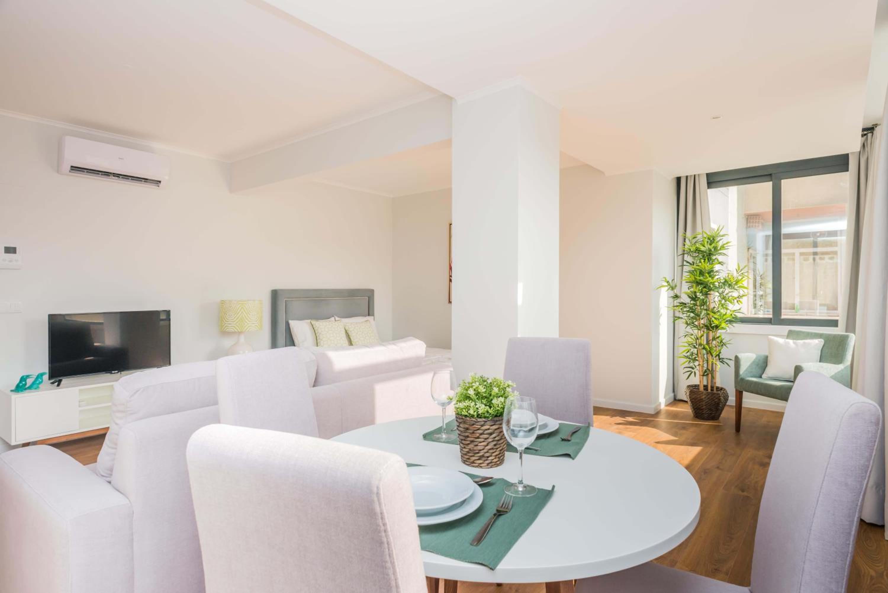 137 LuxResidence photo 3