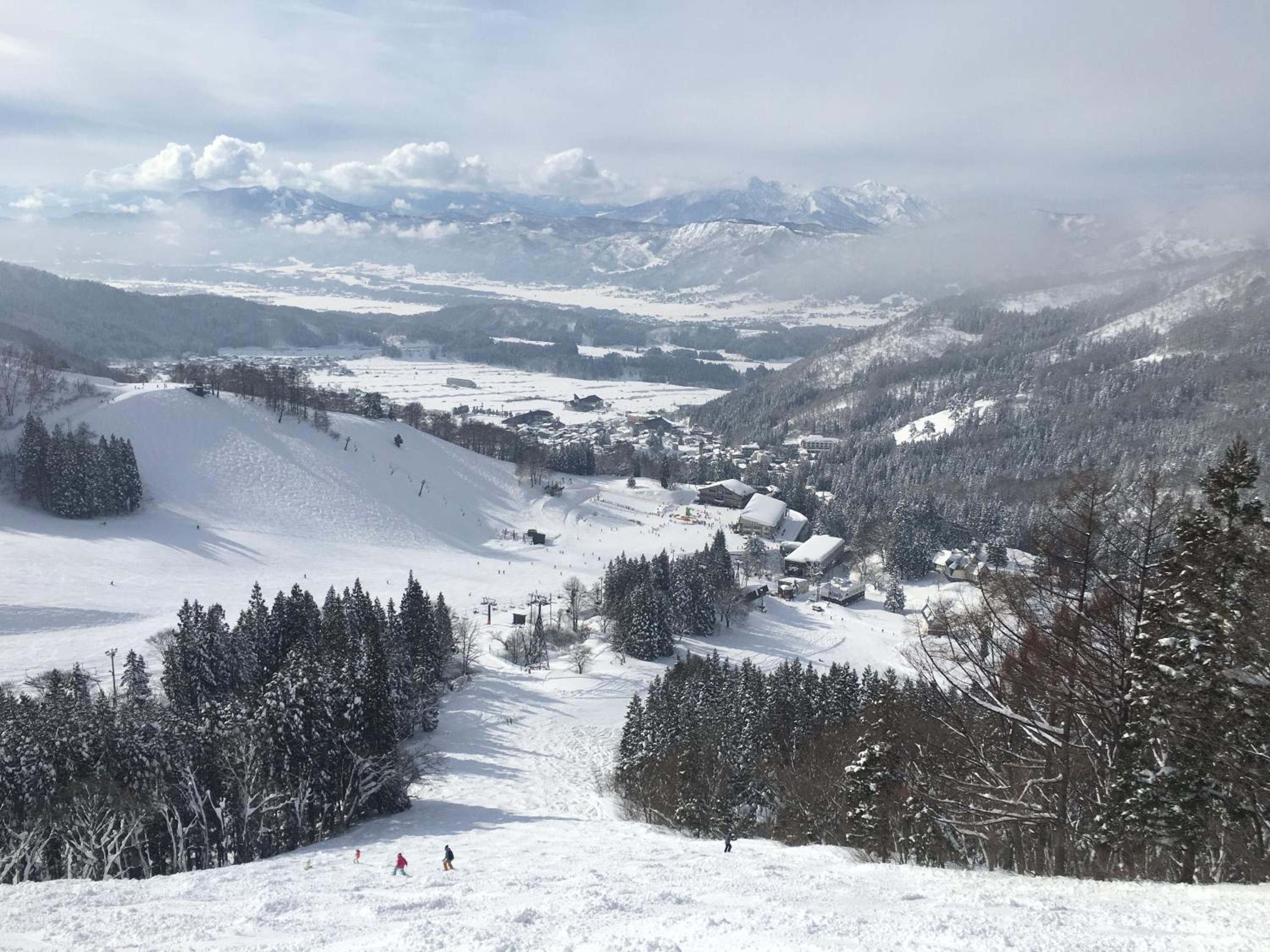 Nozawa Onsen BASECAMP