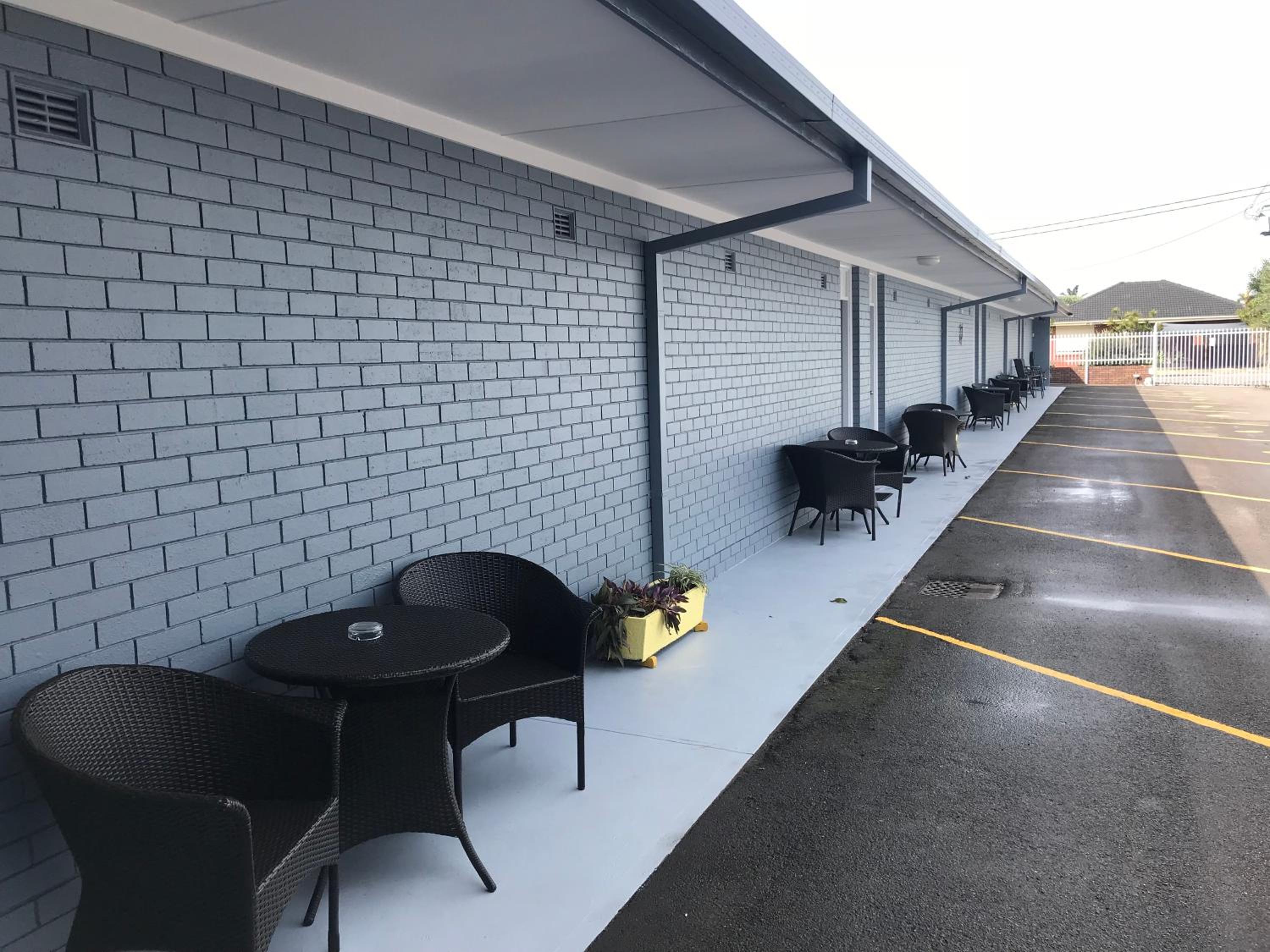 Lakeview Motor Inn