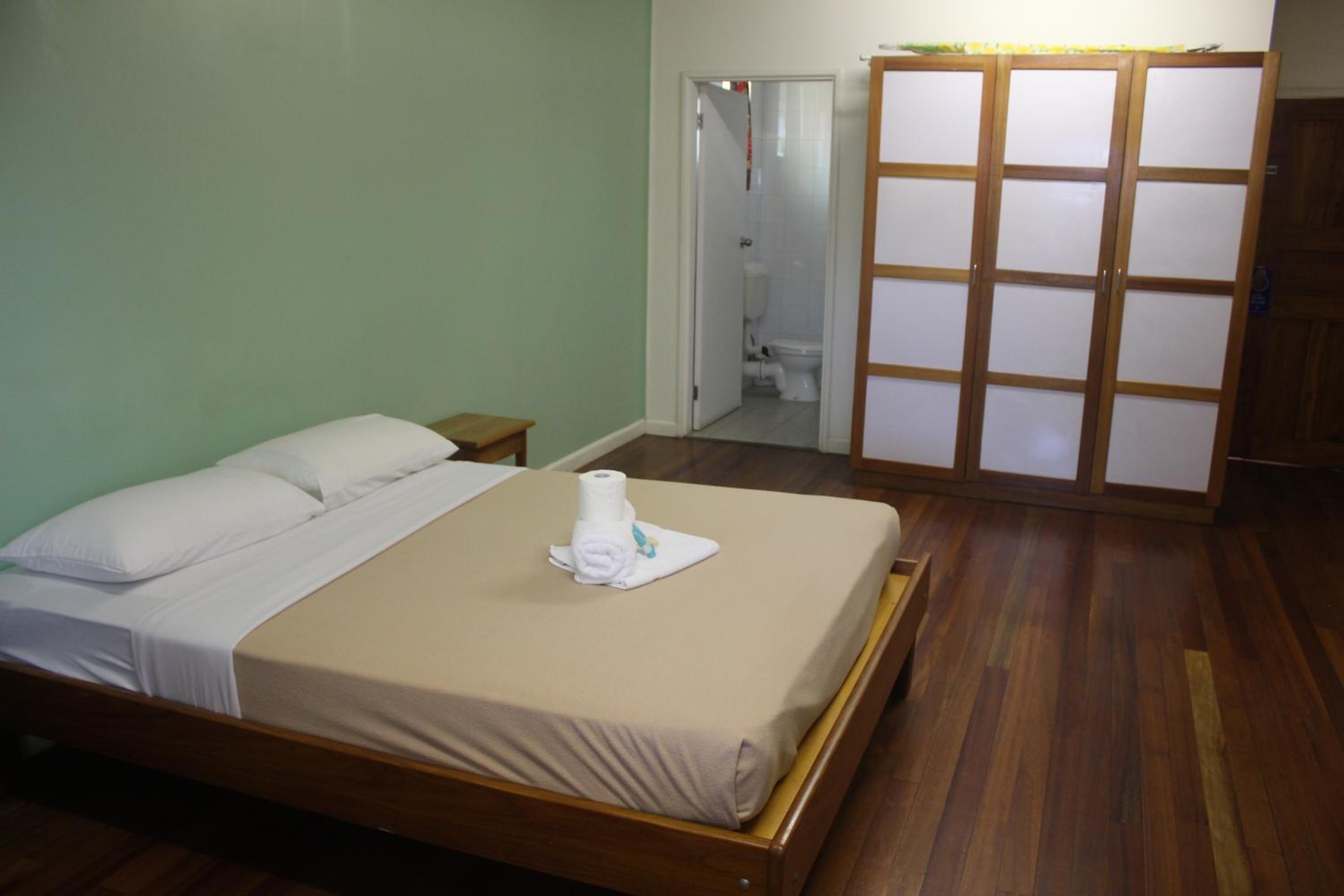 Taklam Lodge And Tours view 4