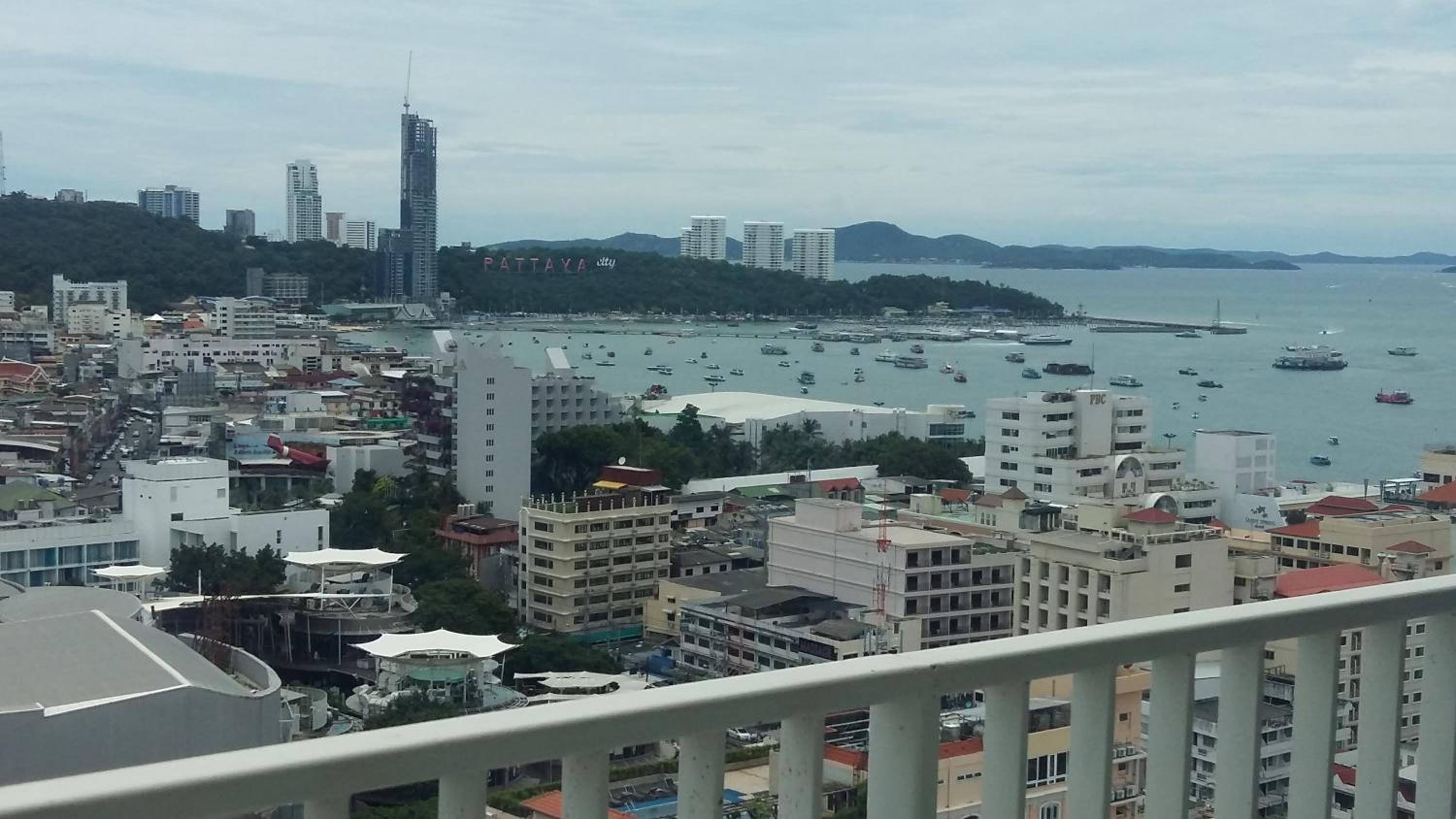The BASE Central Pattaya by NKL view 5