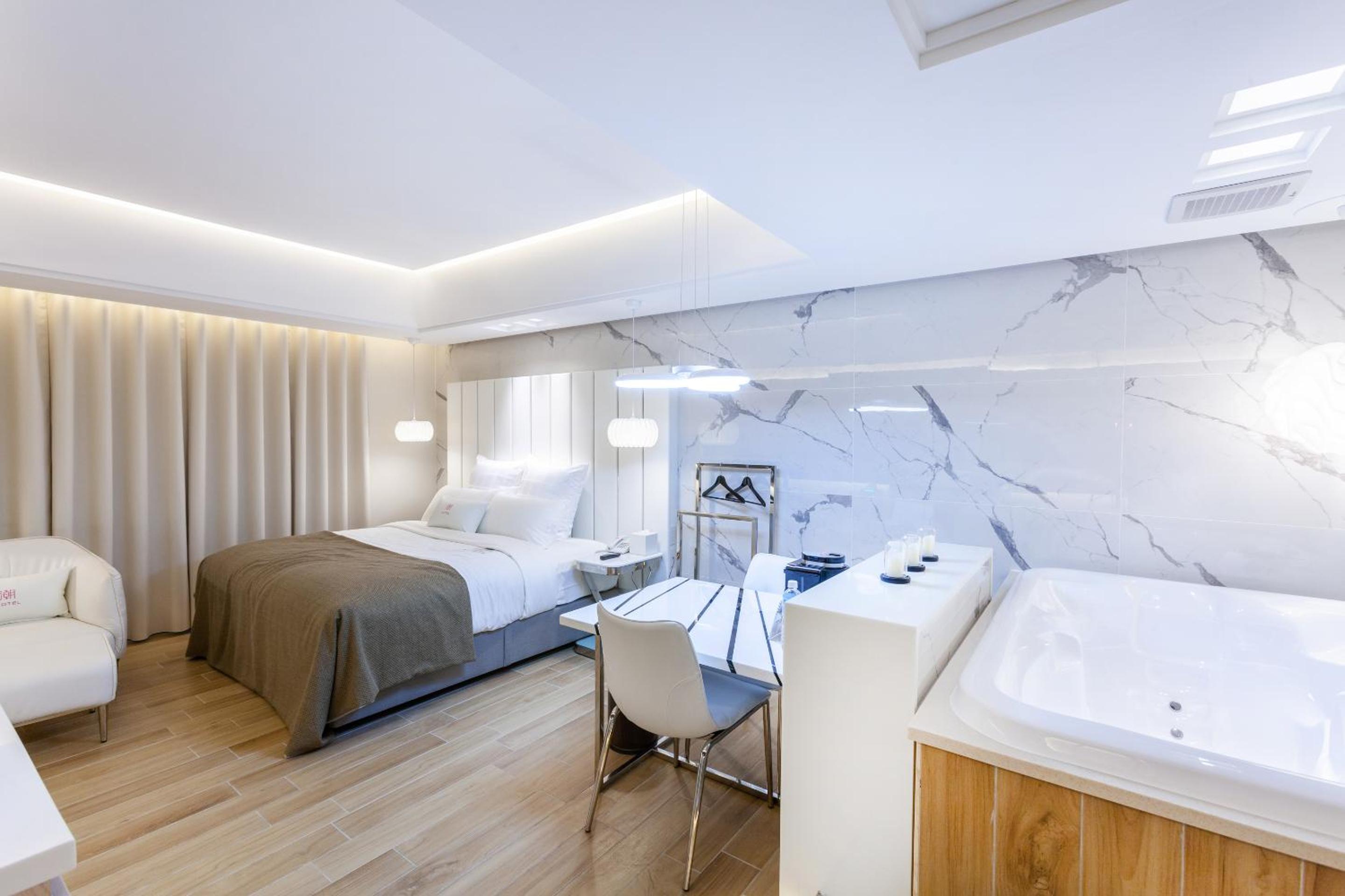 Taoyuan Vacations - Chao Motel - Property Image 6