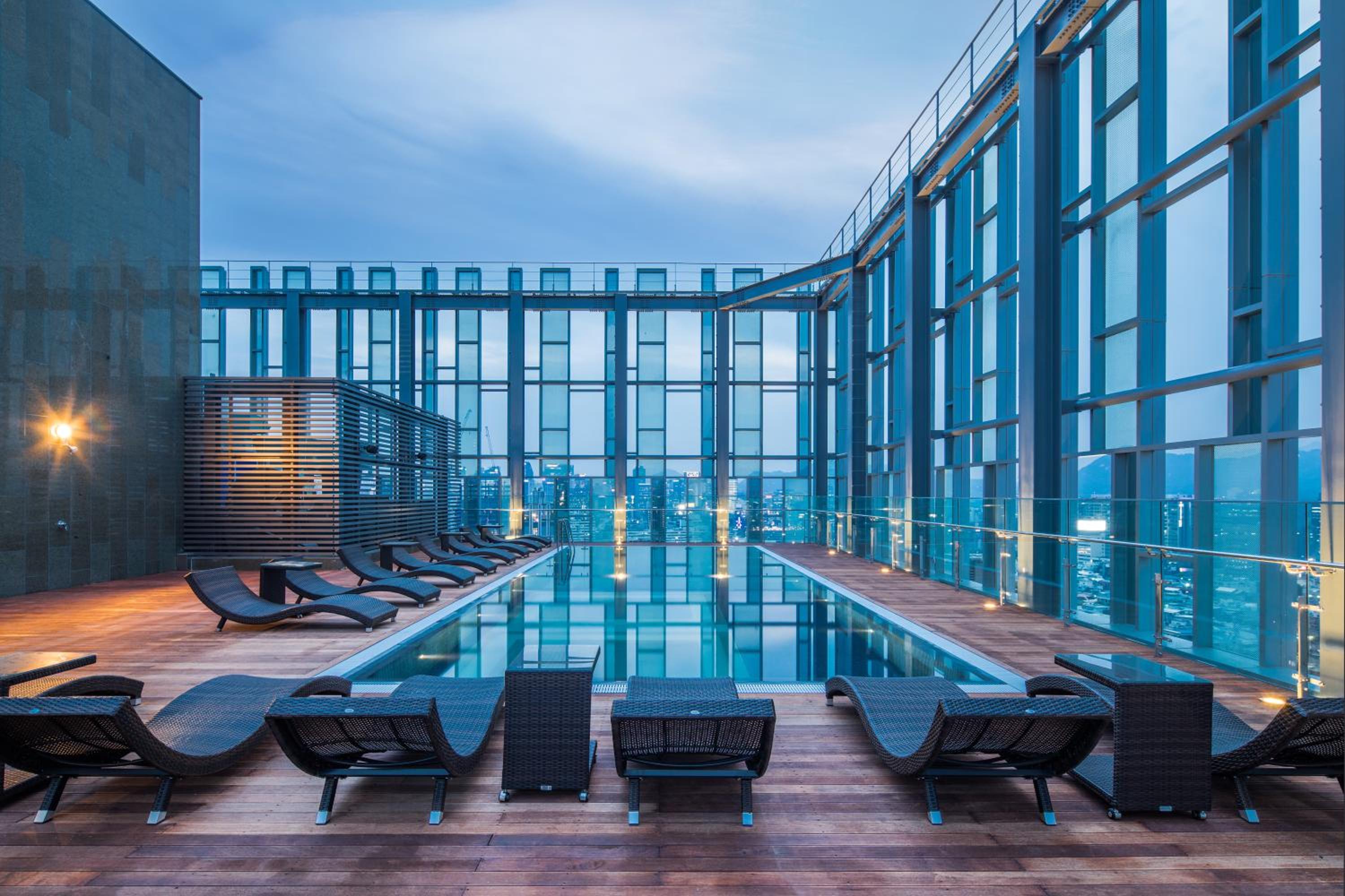 Novotel Ambassador Seoul Dongdaemun Hotels & Residences 8