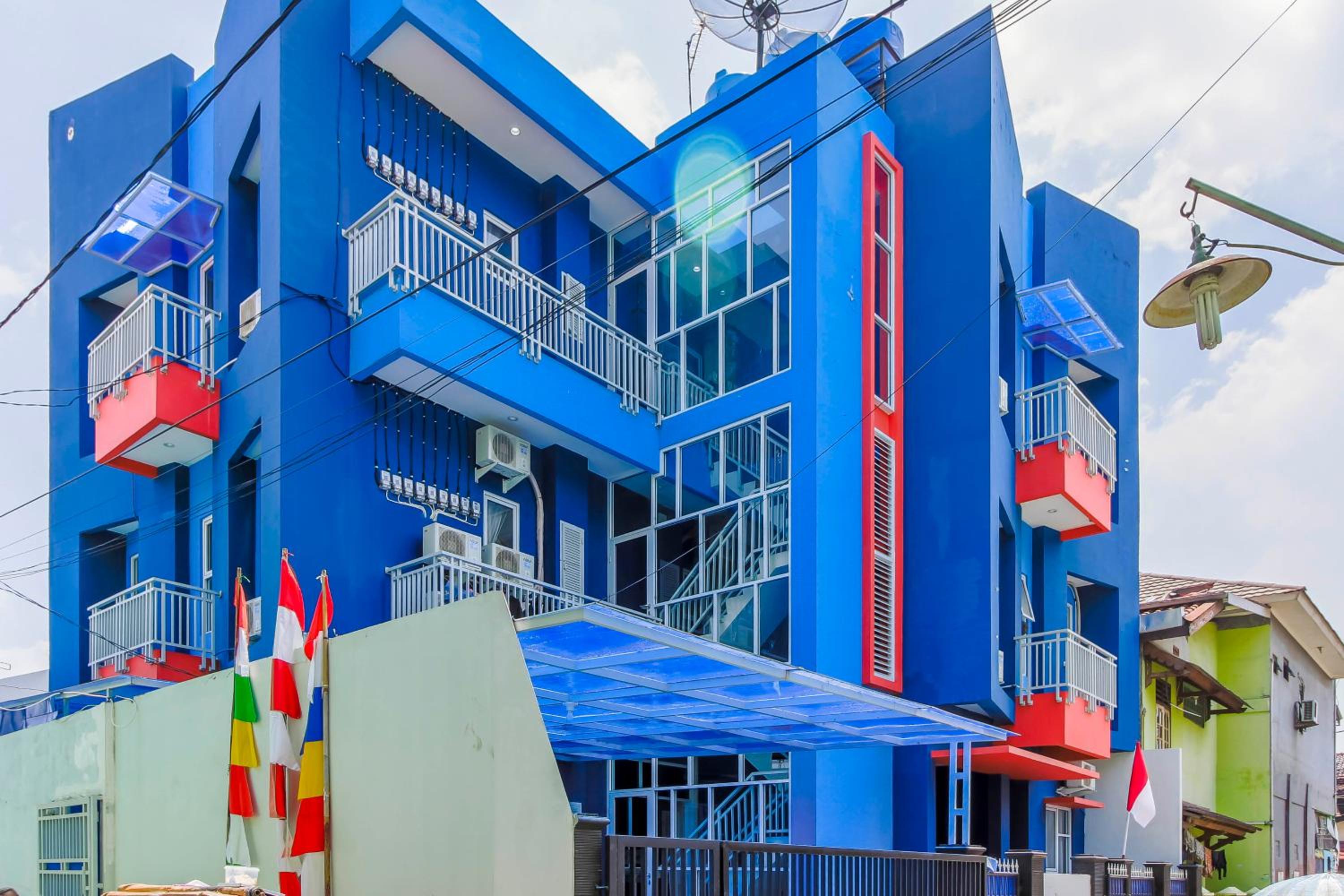 RedDoorz Syariah near Metropolitan Mall Bekasi view 2