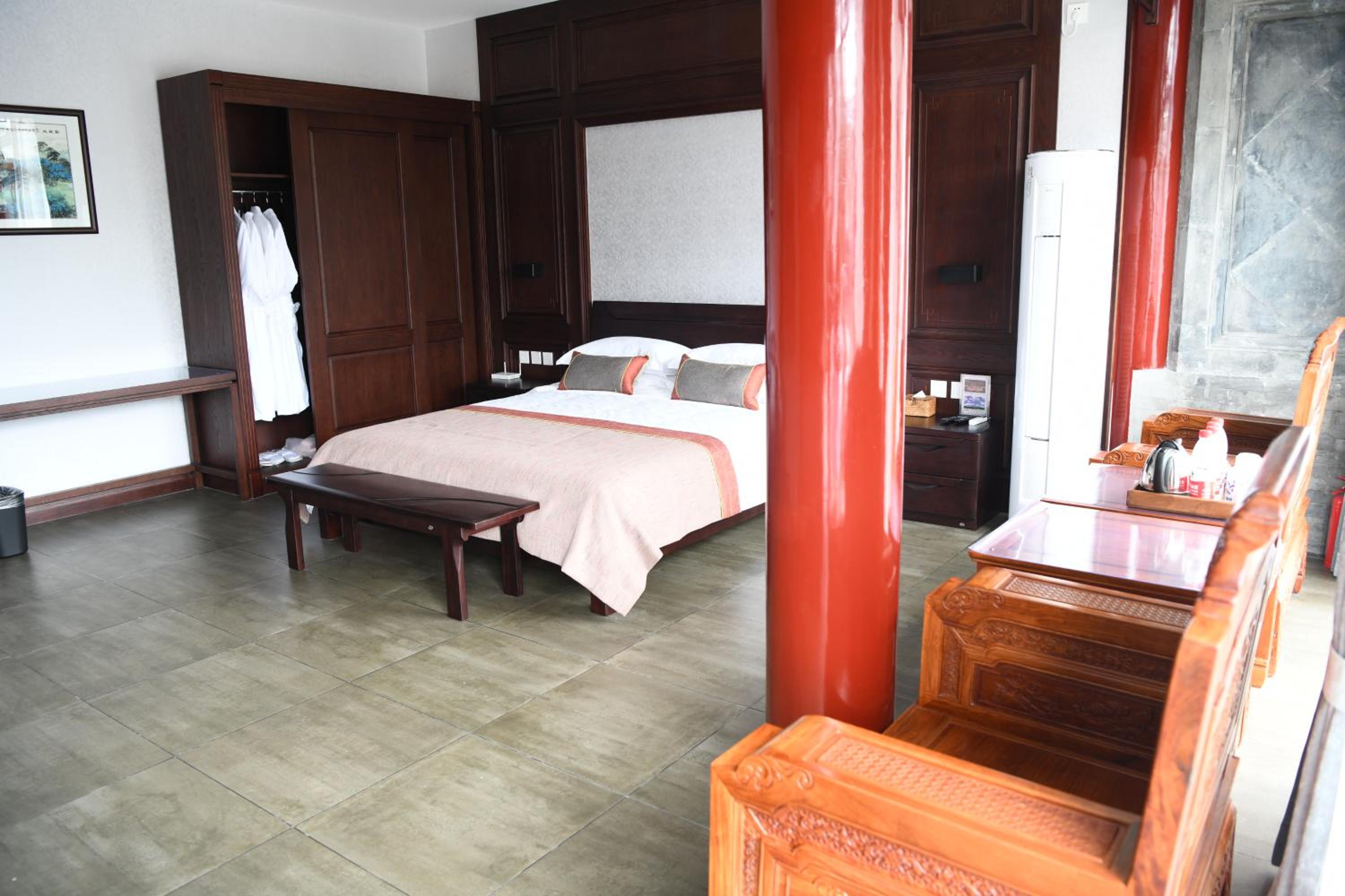 Photo 42