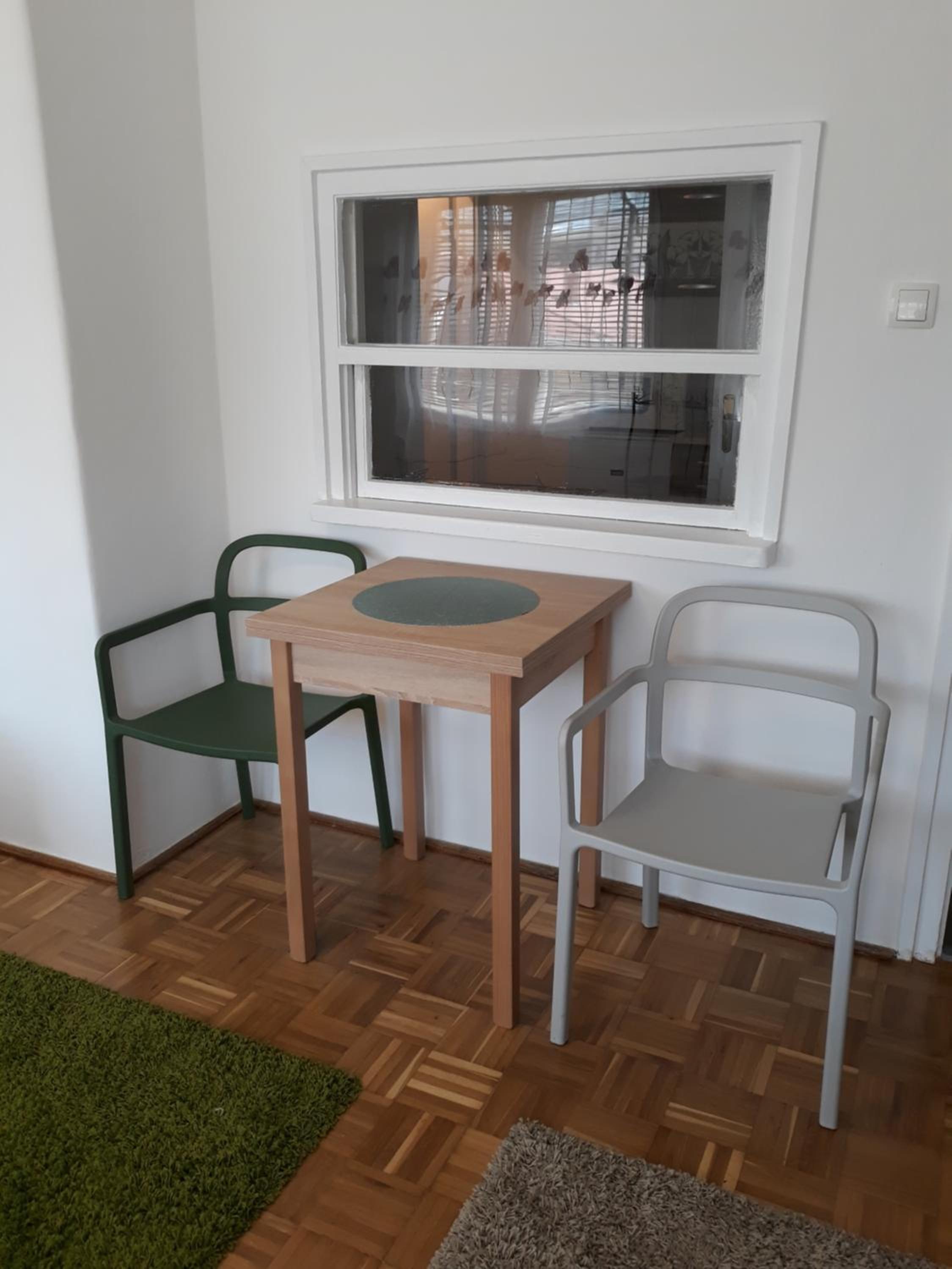 Eszterlánc Apartman Eger view 3