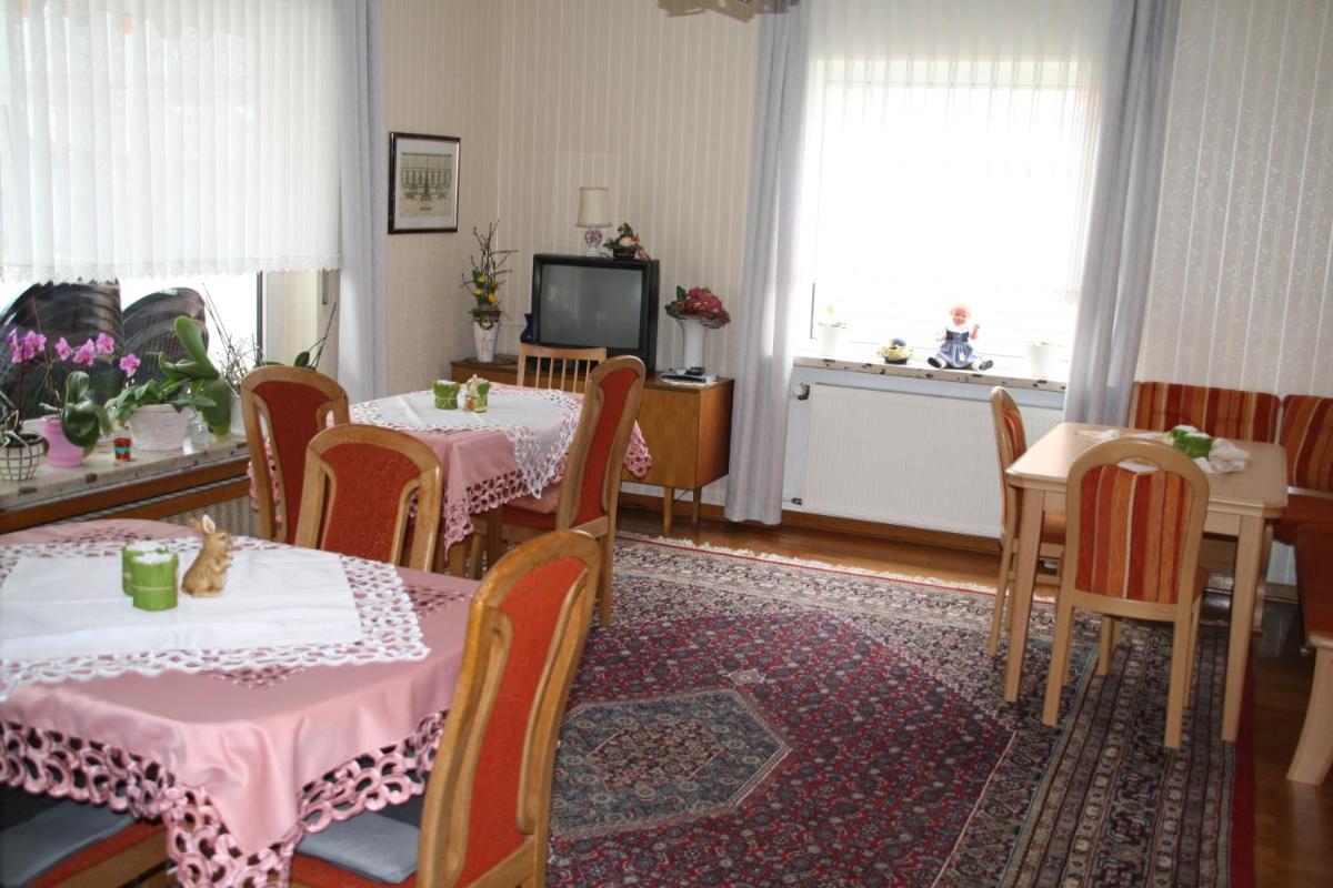 restaurant