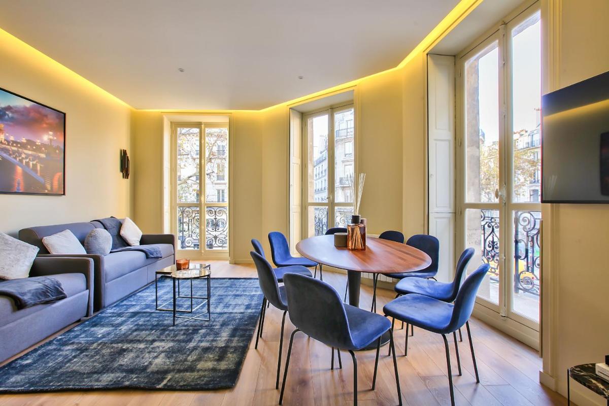 60-LUXURY PARISIAN HOME SEBASTOPOL (2DG)