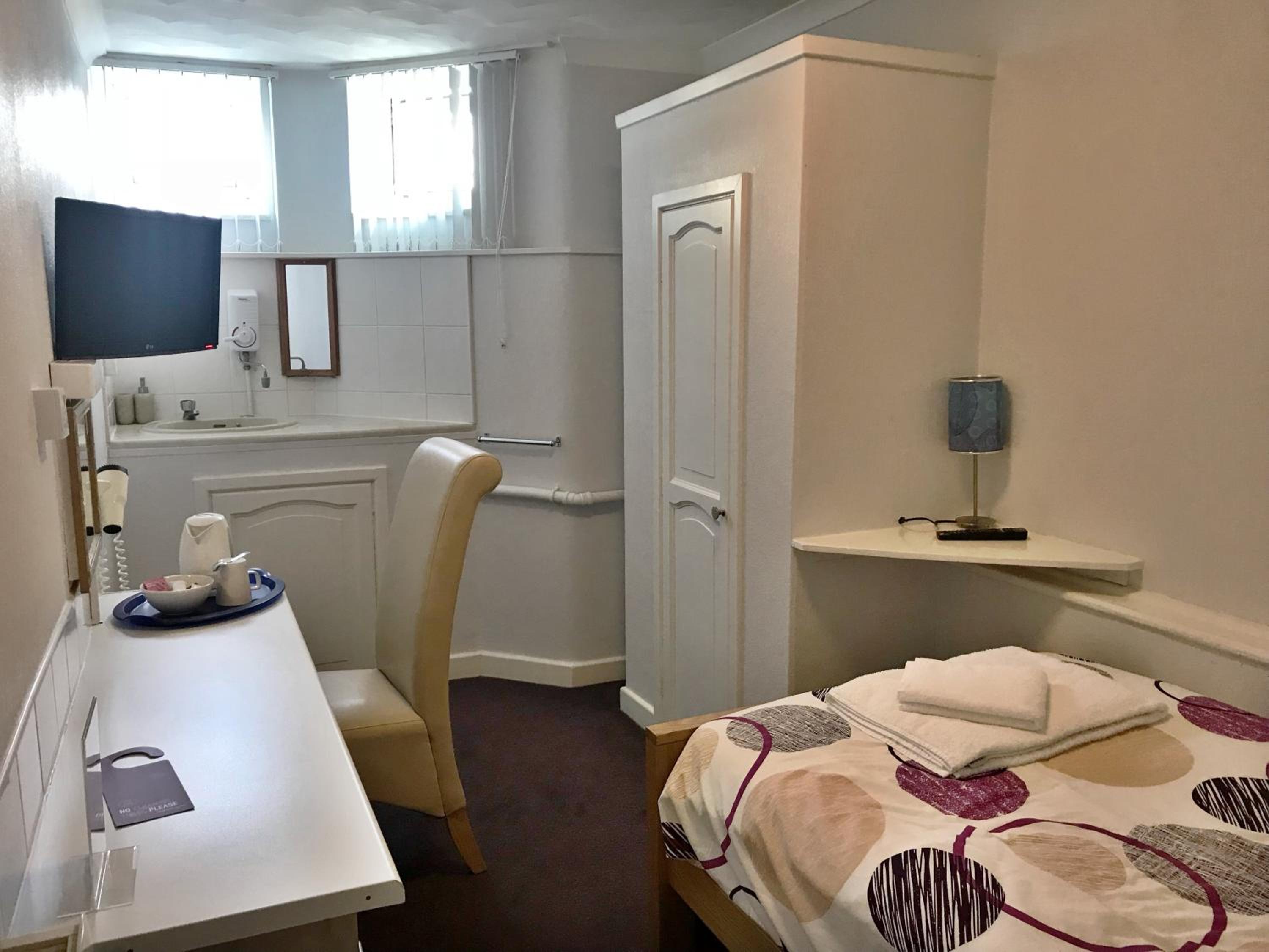 Austins Guest House — photo 12