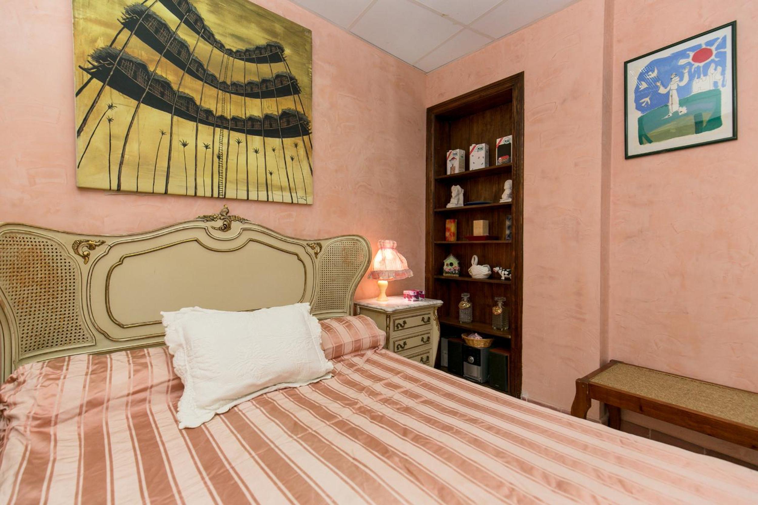 Charming Andalusian house - free parking