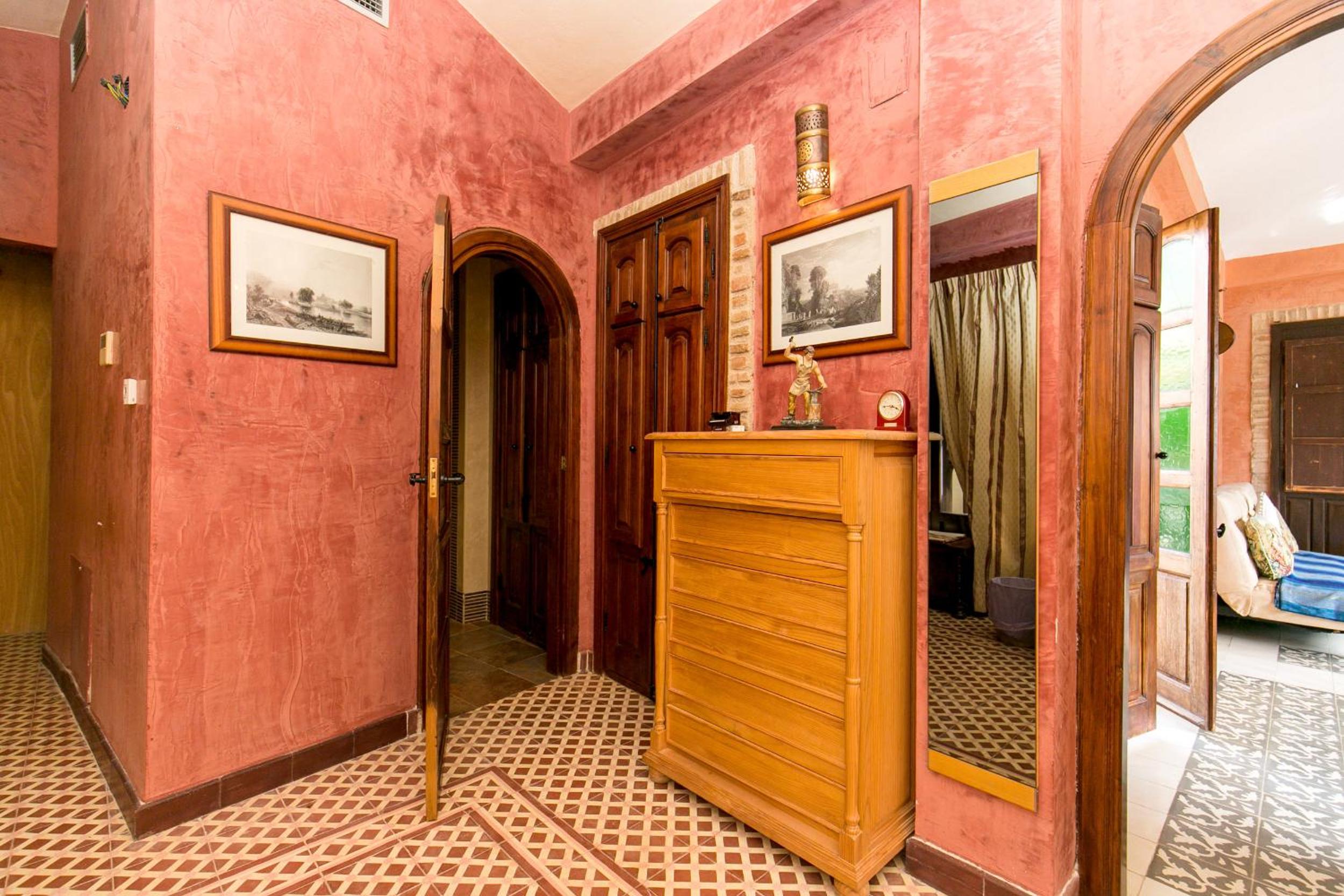Charming Andalusian house - free parking