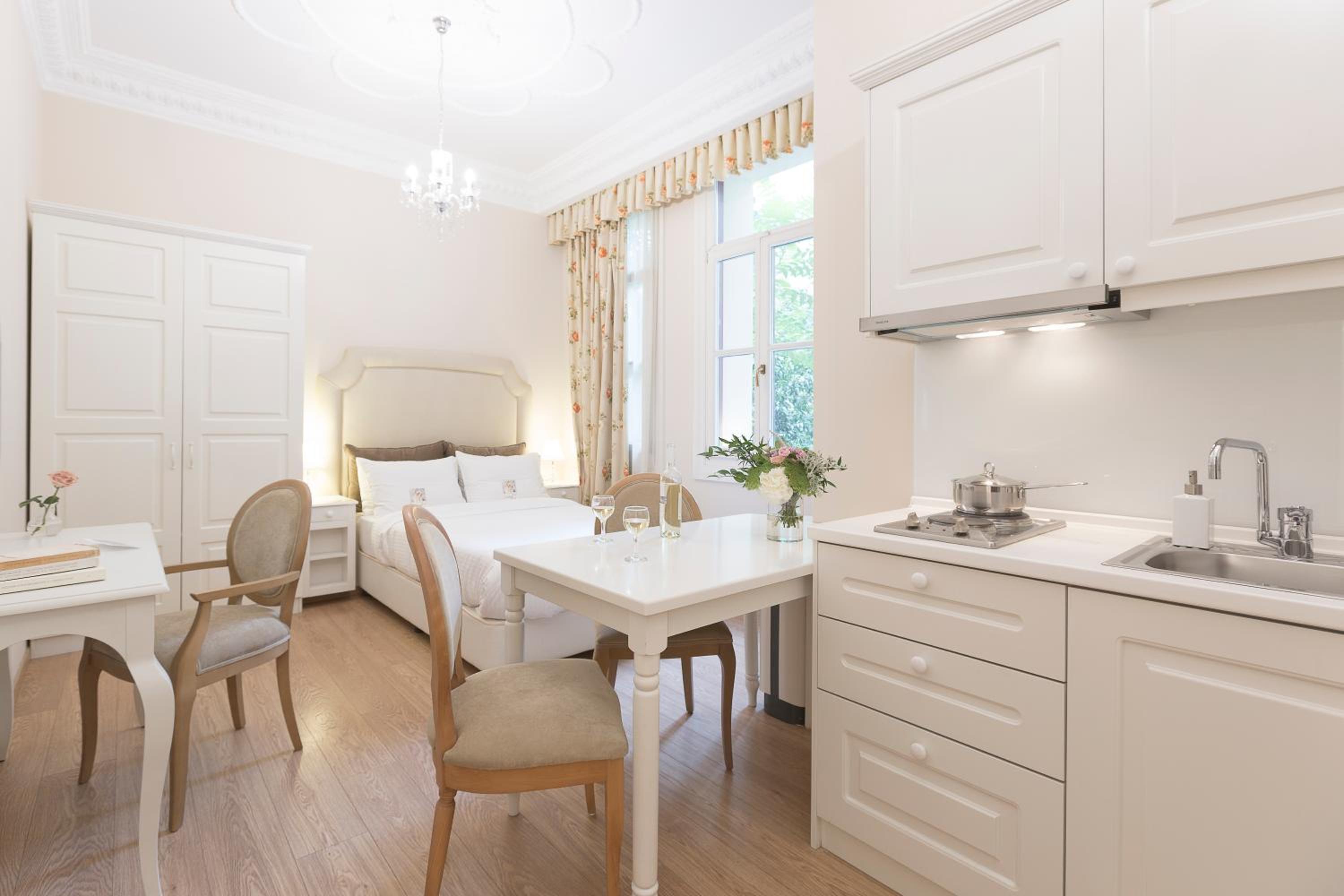 Gatto Perso Luxury Studios And Apartments