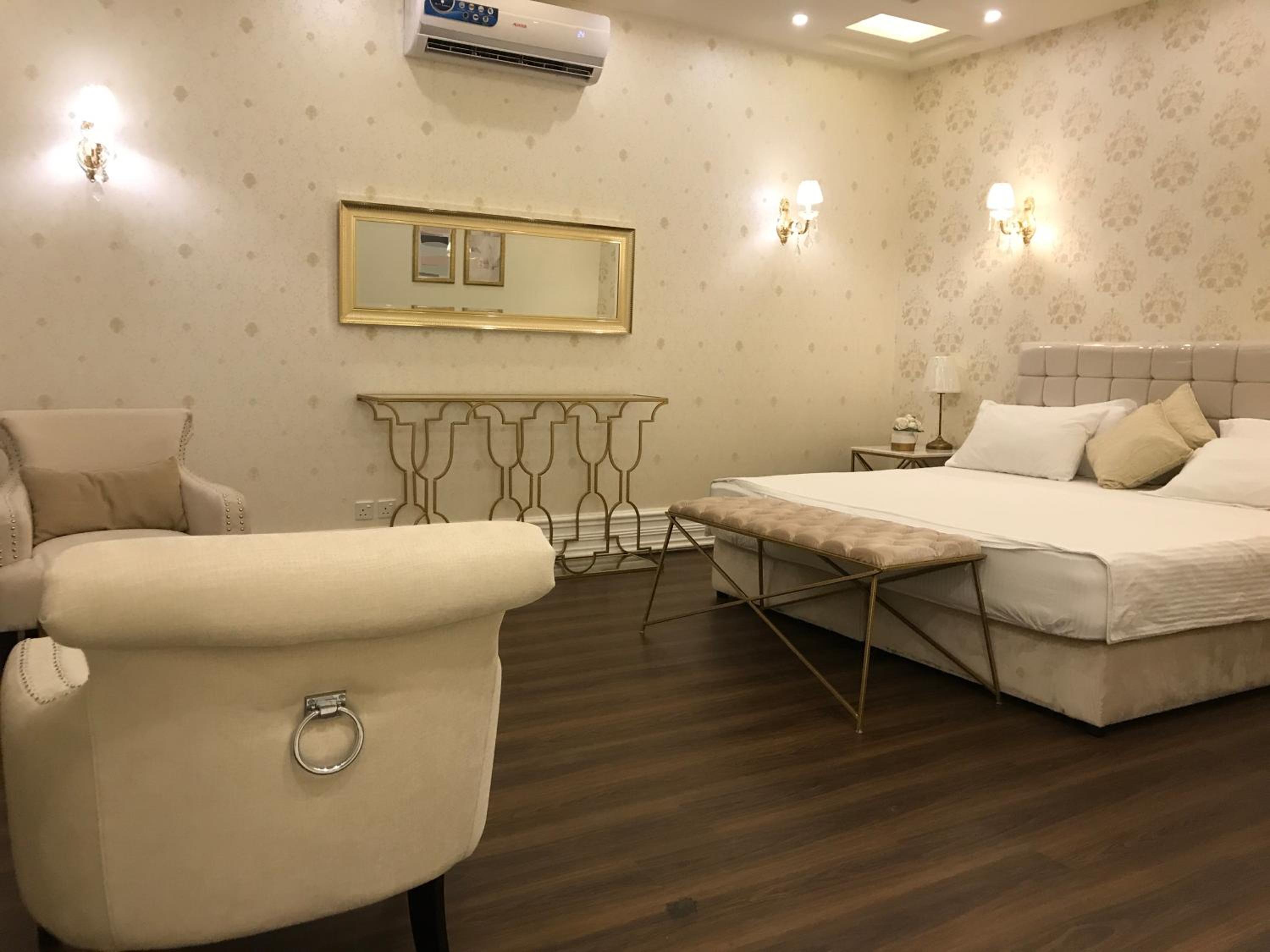 hotel room