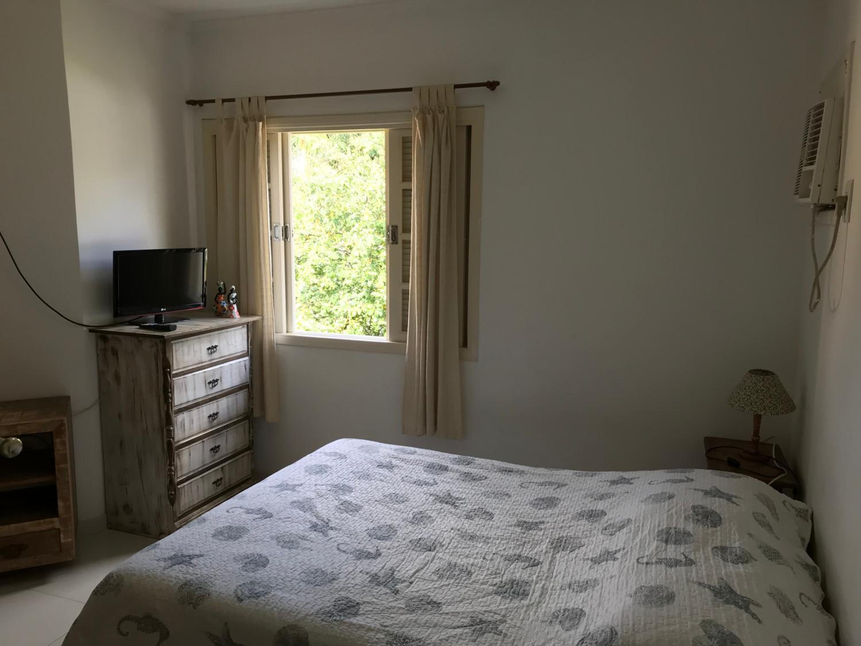 Linda casa em condomínio